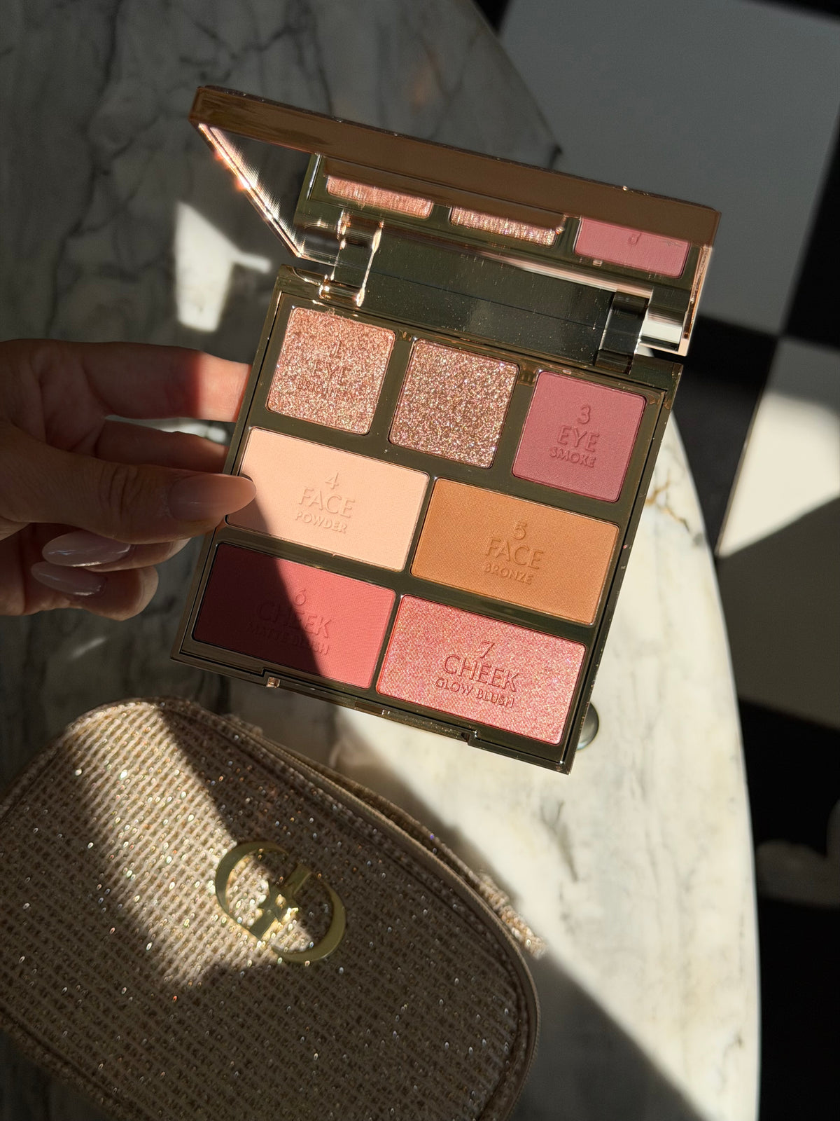 CHARLOTTE TILBURY Hollywood Instant Look In A Palette - Dreamy Bronzed Beauty