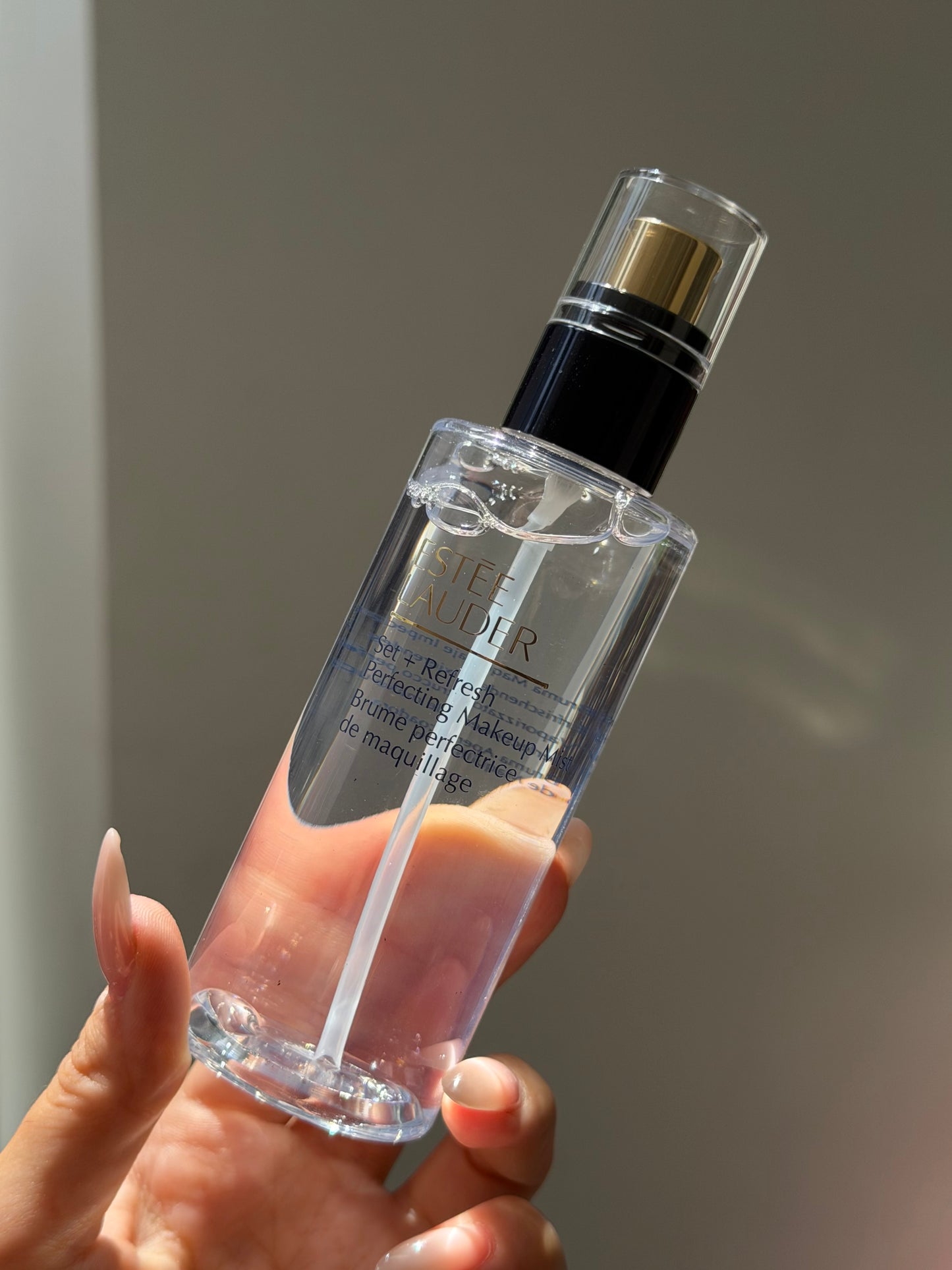 ESTEE LAUDER Set + Refresh Perfecting Makeup Mist Spray