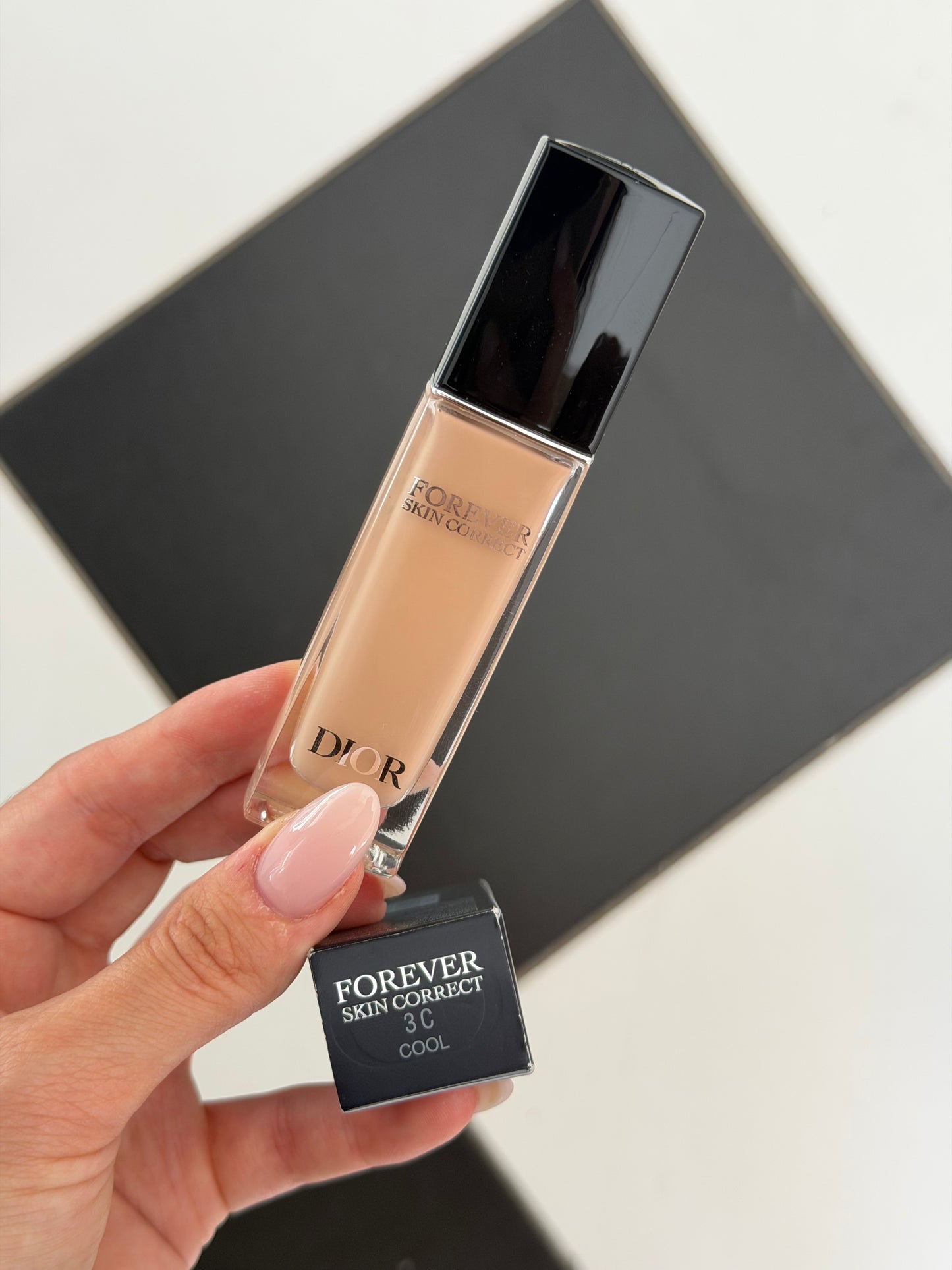 DIOR Forever Skin Correct (3C)
Full-Coverage Concealer - 24h Hydration and Wear - No Transfer
