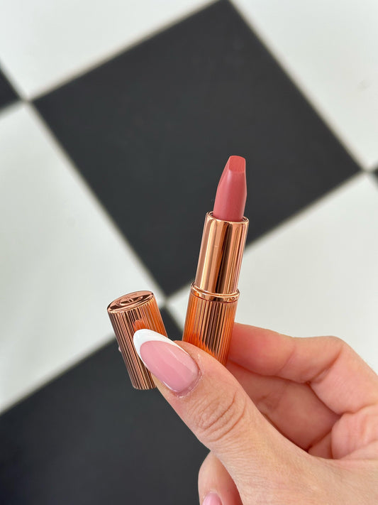 CHARLOTTE Tilbury Pillow Talk Medium Mini Matte Lipstick