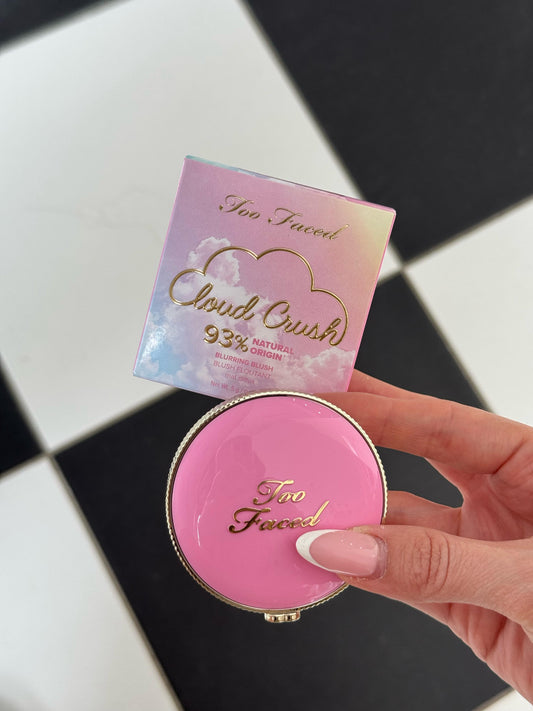 TOO FACED Cloud Crush Blush - Candy Clouds
Velvety Second-Skin Powder Formula