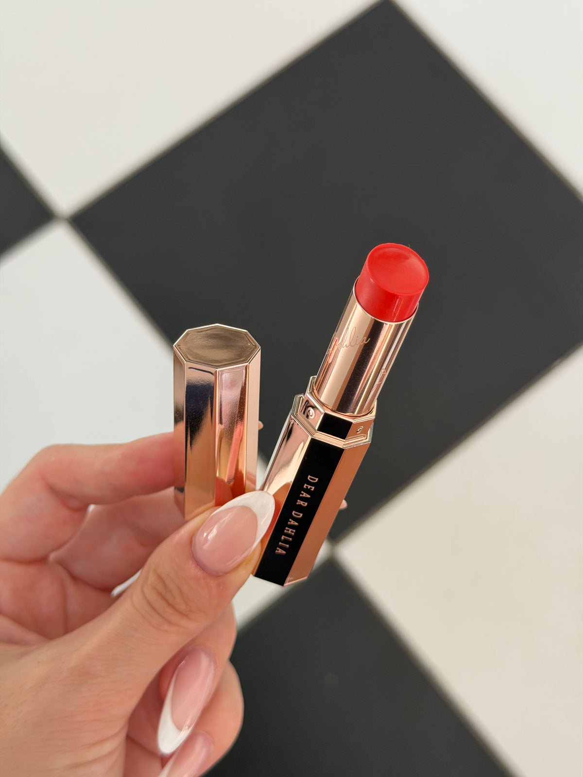 DEAR DAHLIA Blooming Edition - Blair
Lip Paradise Color Balm - Lip Balm