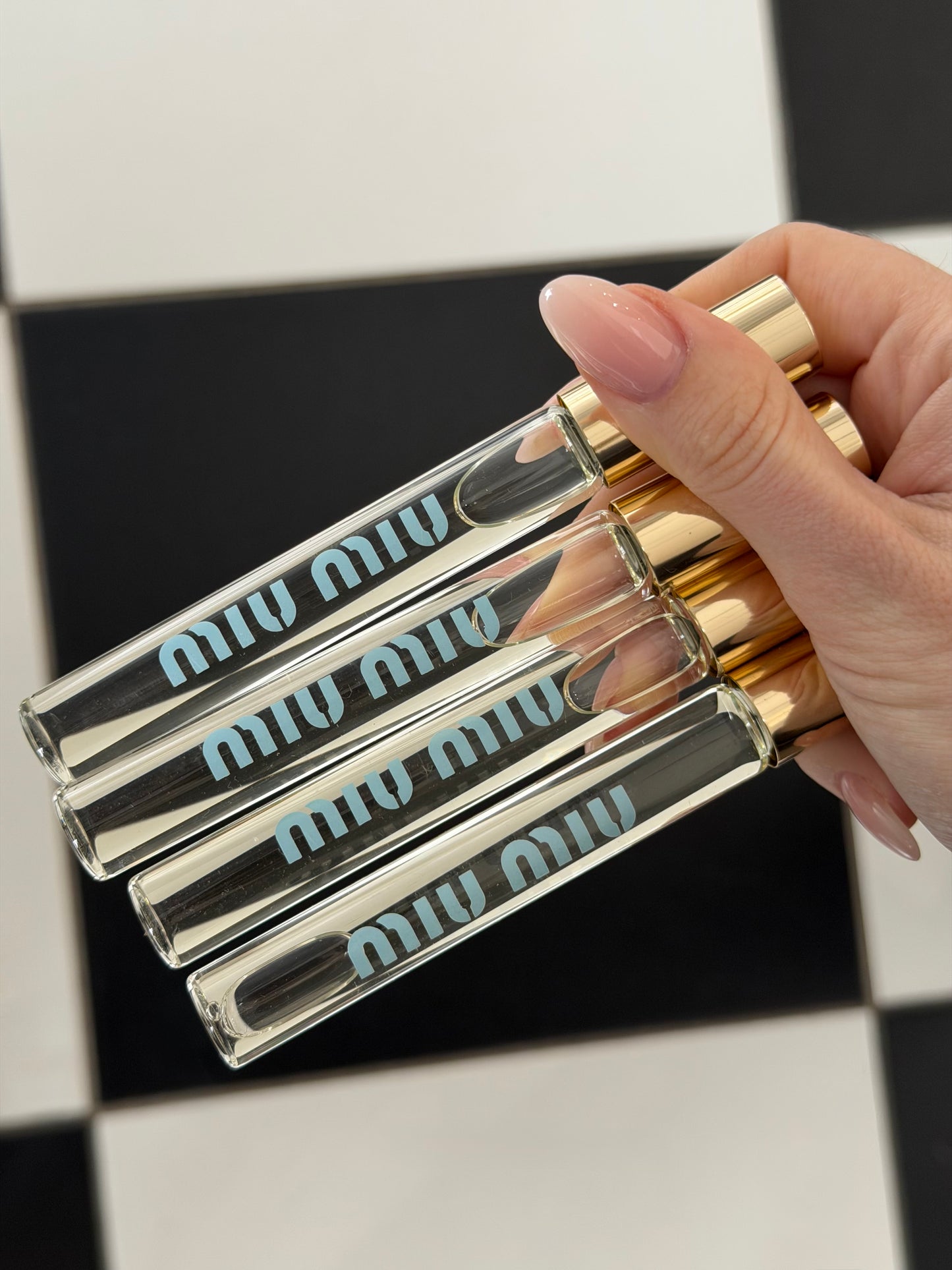 MIU MIU
Eau De Parfum Travel Size - Roller Pen