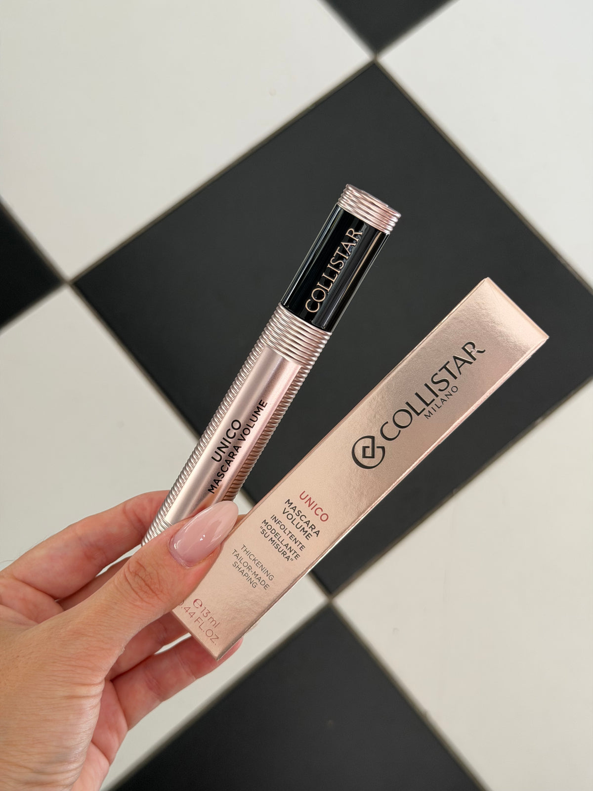 COLLISTAR Mascara Volume Unico®
Thickening ‘Tailor-made’ Shaping