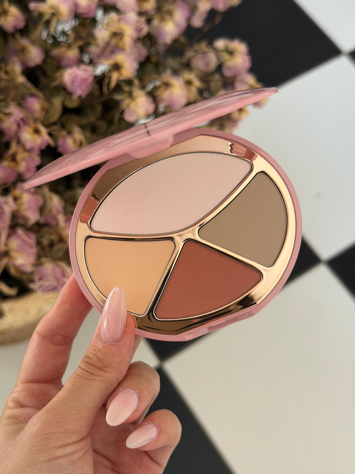 CHARLOTTE TILBURY 4 Colors Contour (Blush&Bronzer) Palette (03)