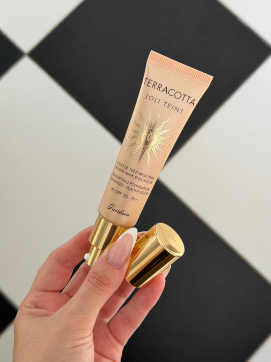 GUERLAIN Terracotta Joli Teint
Beautifying Foundation Sun-Kissed, Healthy Glow SPF20 - PA++