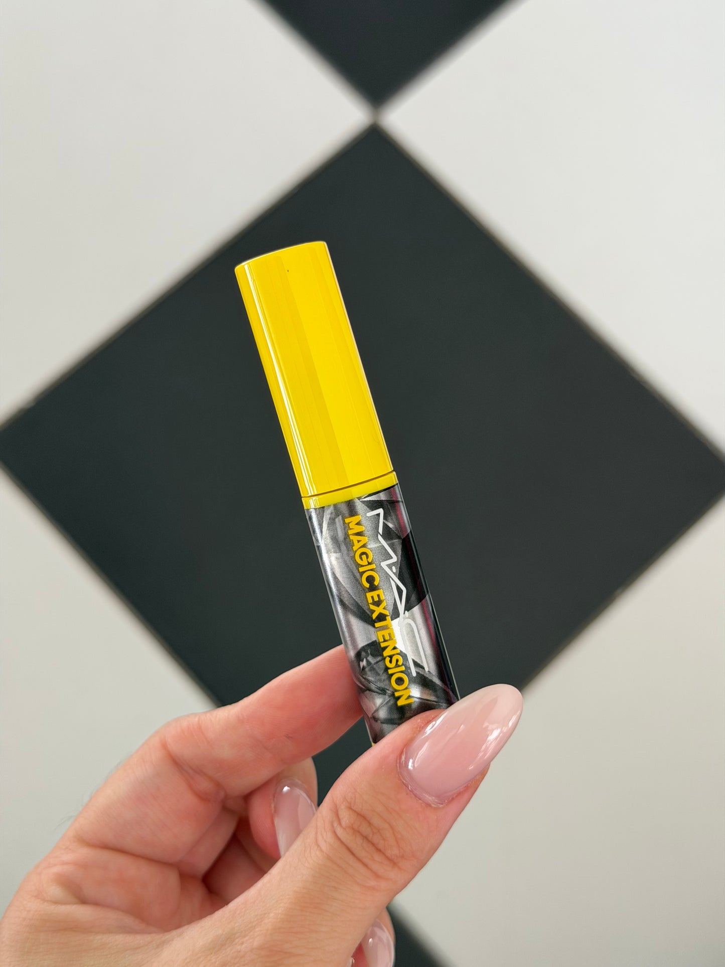 MAC Magic Extension Mascara Mini