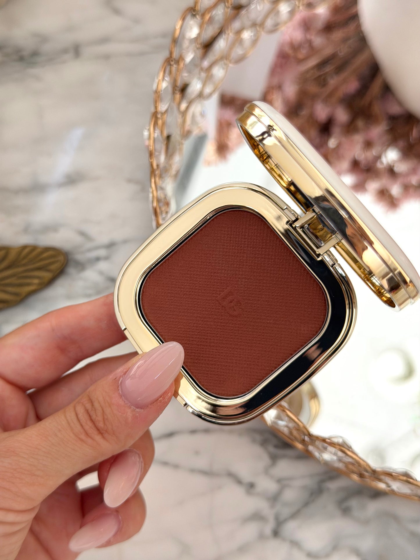 DOLCE & GABBANA
Cheek&Eyes Match - Lasting Blush & Eyshadow Powder (06)