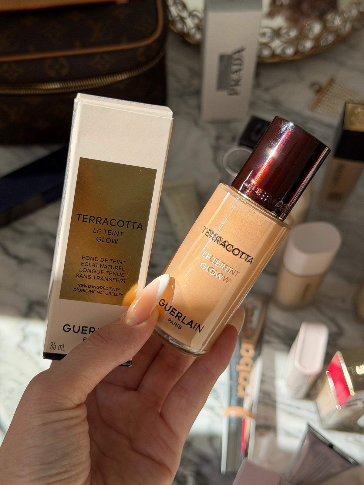 GUERLAIN Terracotta Le Teint Glow (3N)
Healthy Glow Foundation Longwear No-Transfer