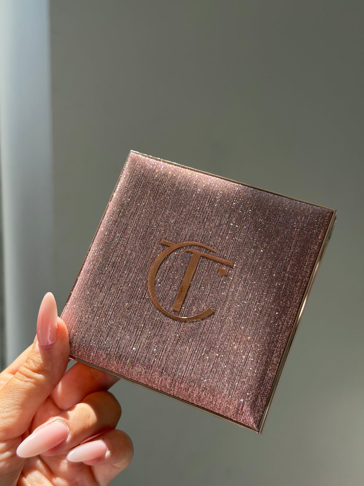 CHARLOTTE TILBURY Hollywood Instant Look In A Palette - Dreamy Bronzed Beauty