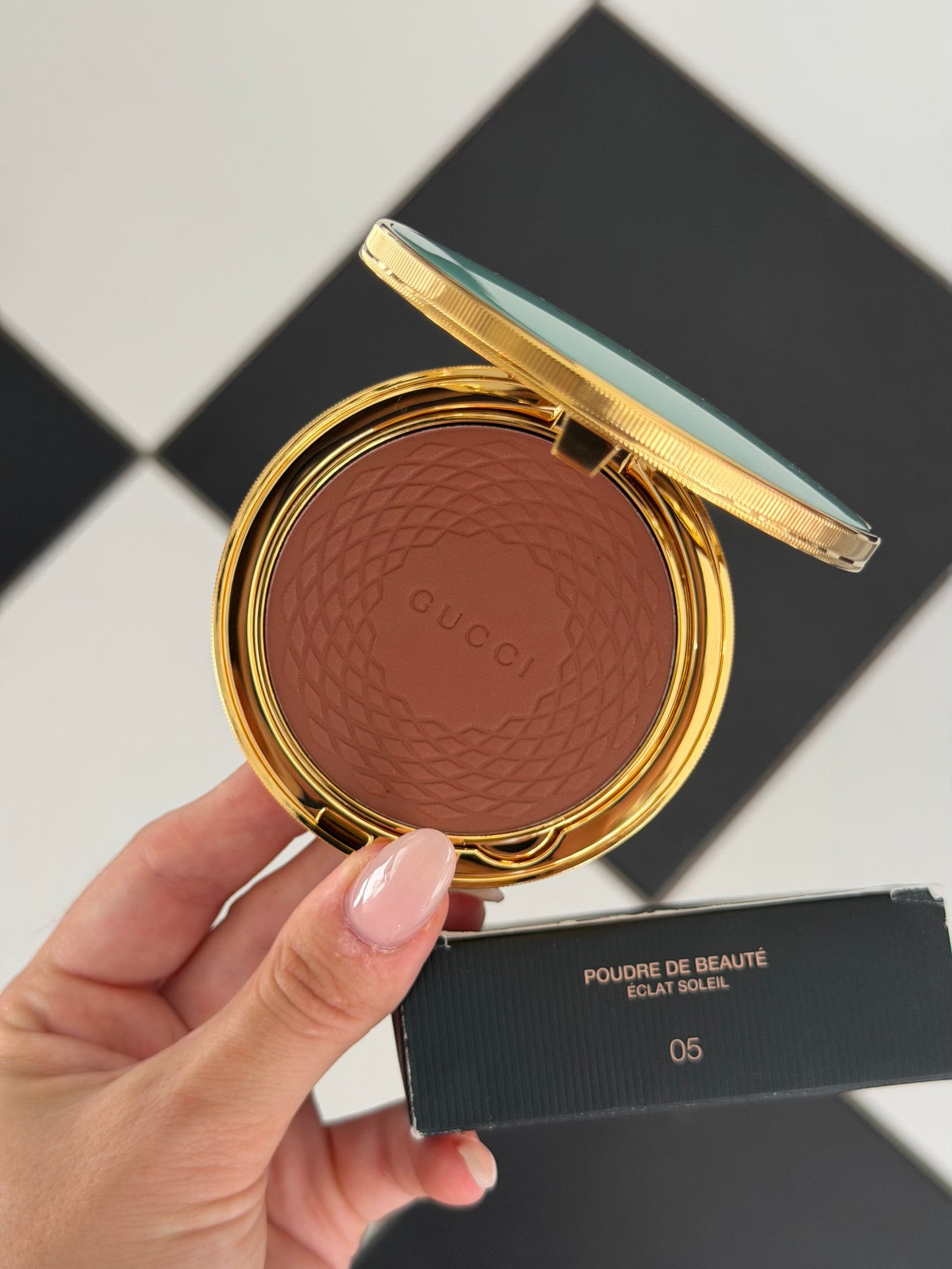 GUCCI Poudre De Beauté Éclat Soleil - Bronzing Powder (05)