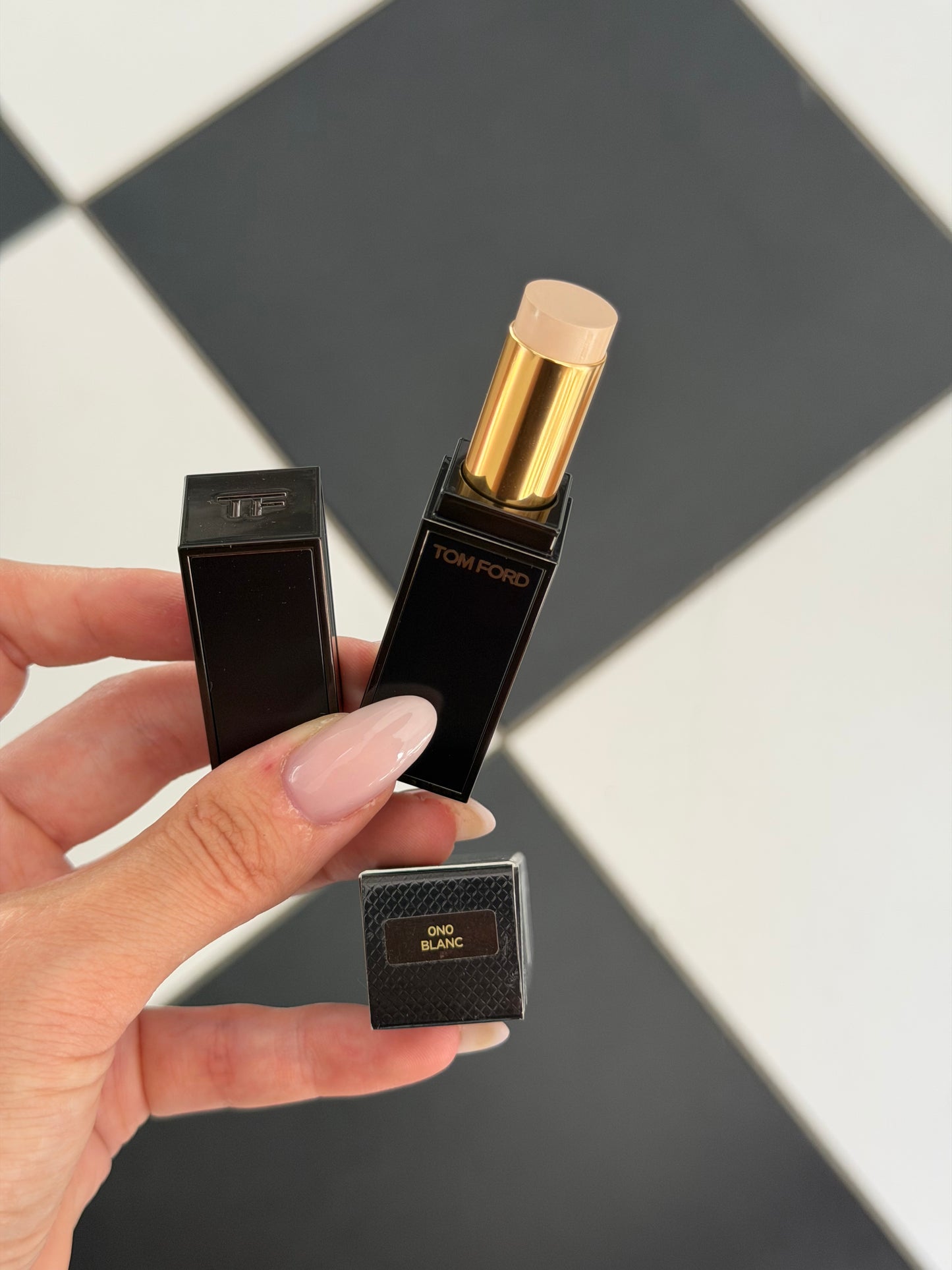 TOM FORD Traceless Soft Matte Concealer (0N0)