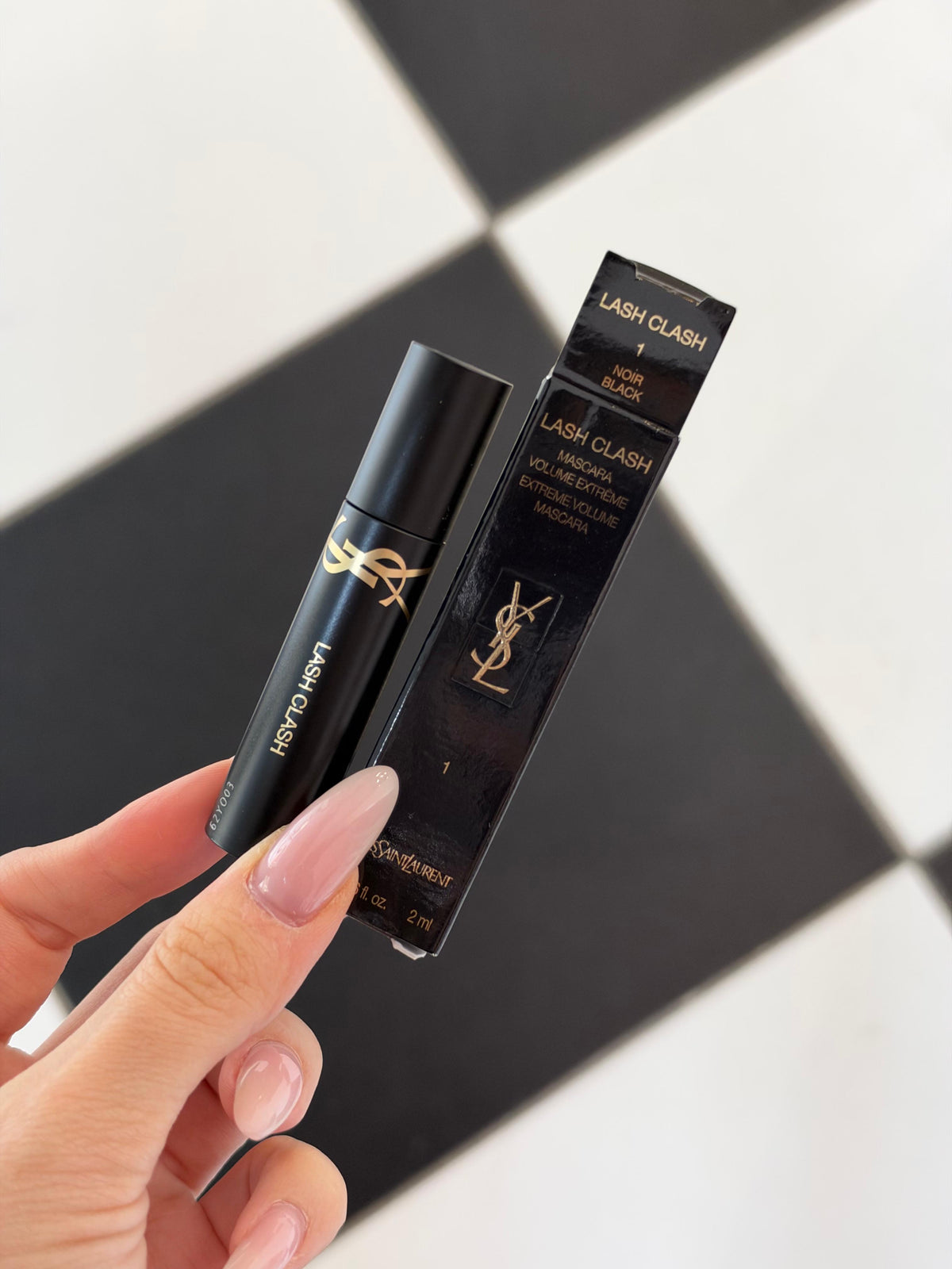 YSLLash Clash Extreme Volume Mini Mascara - Black