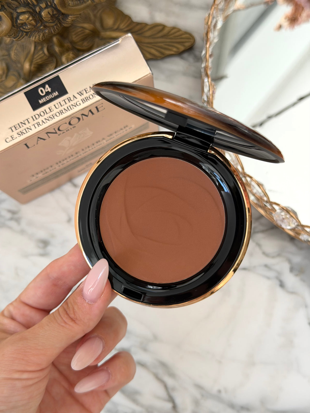 LANCOME Teint Idole Ultra Wear C.E Skin Transforming Bronzer (04)