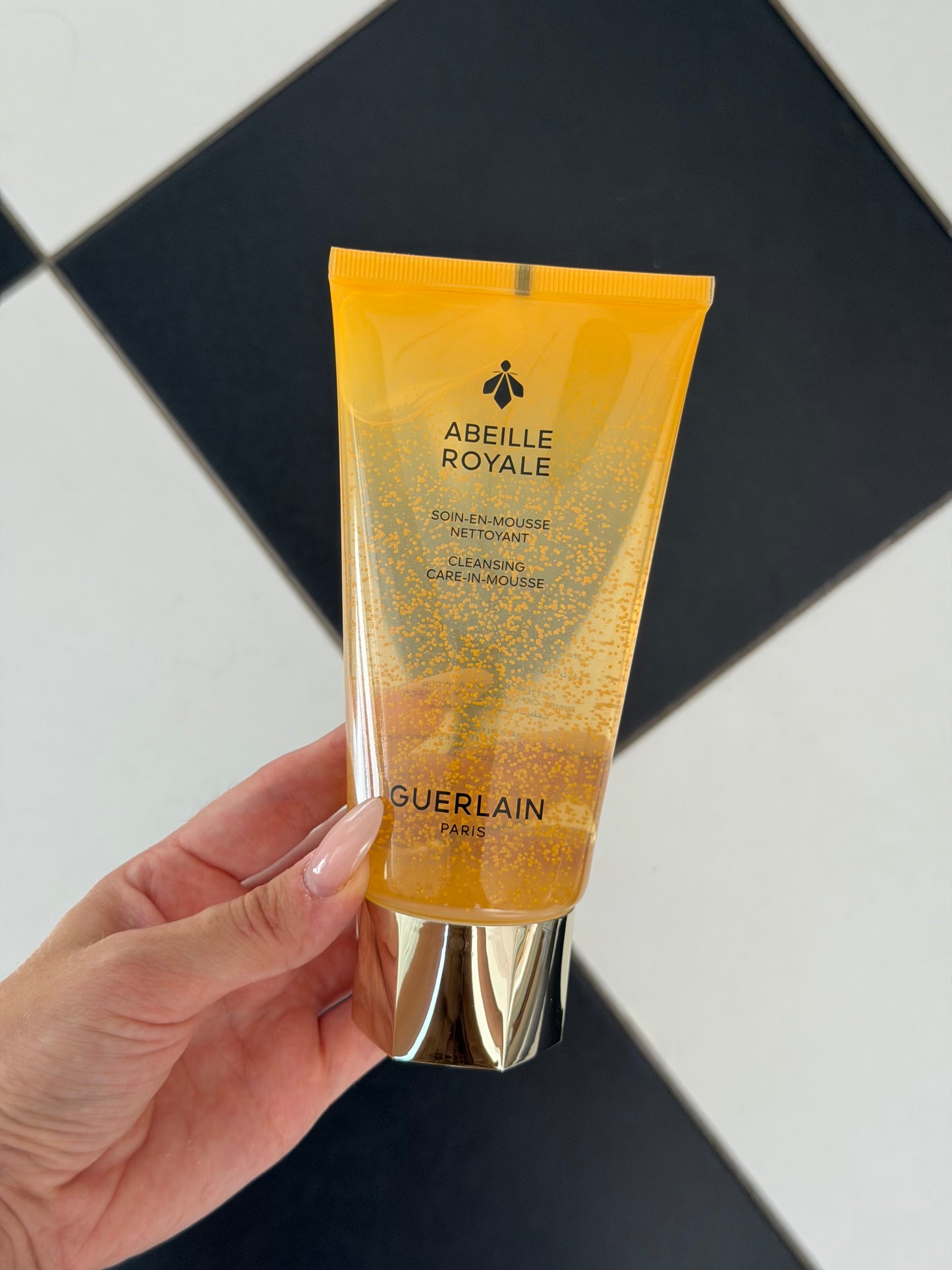 GUERLAIN Abeille Royale Cleansing Care-In-Mousse
