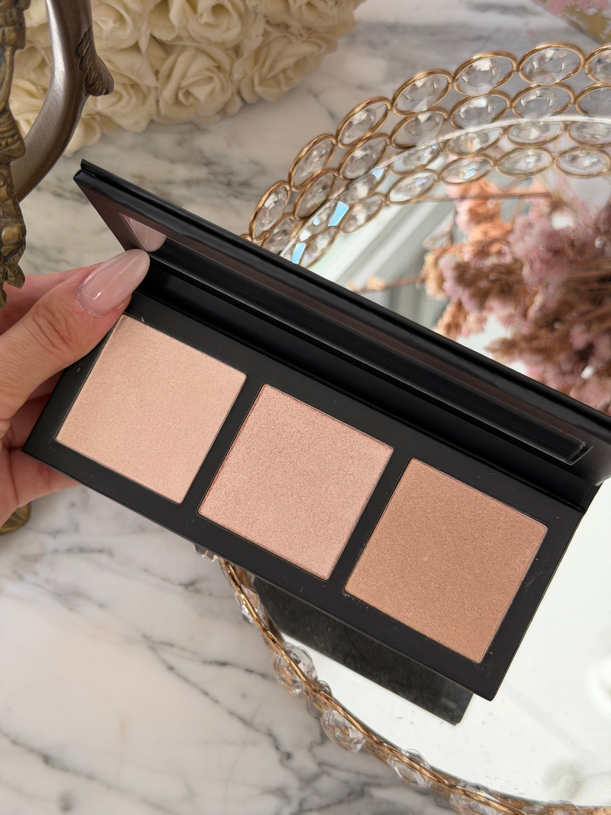 MAC Hyper Real Glow Palette / Flash + Awe