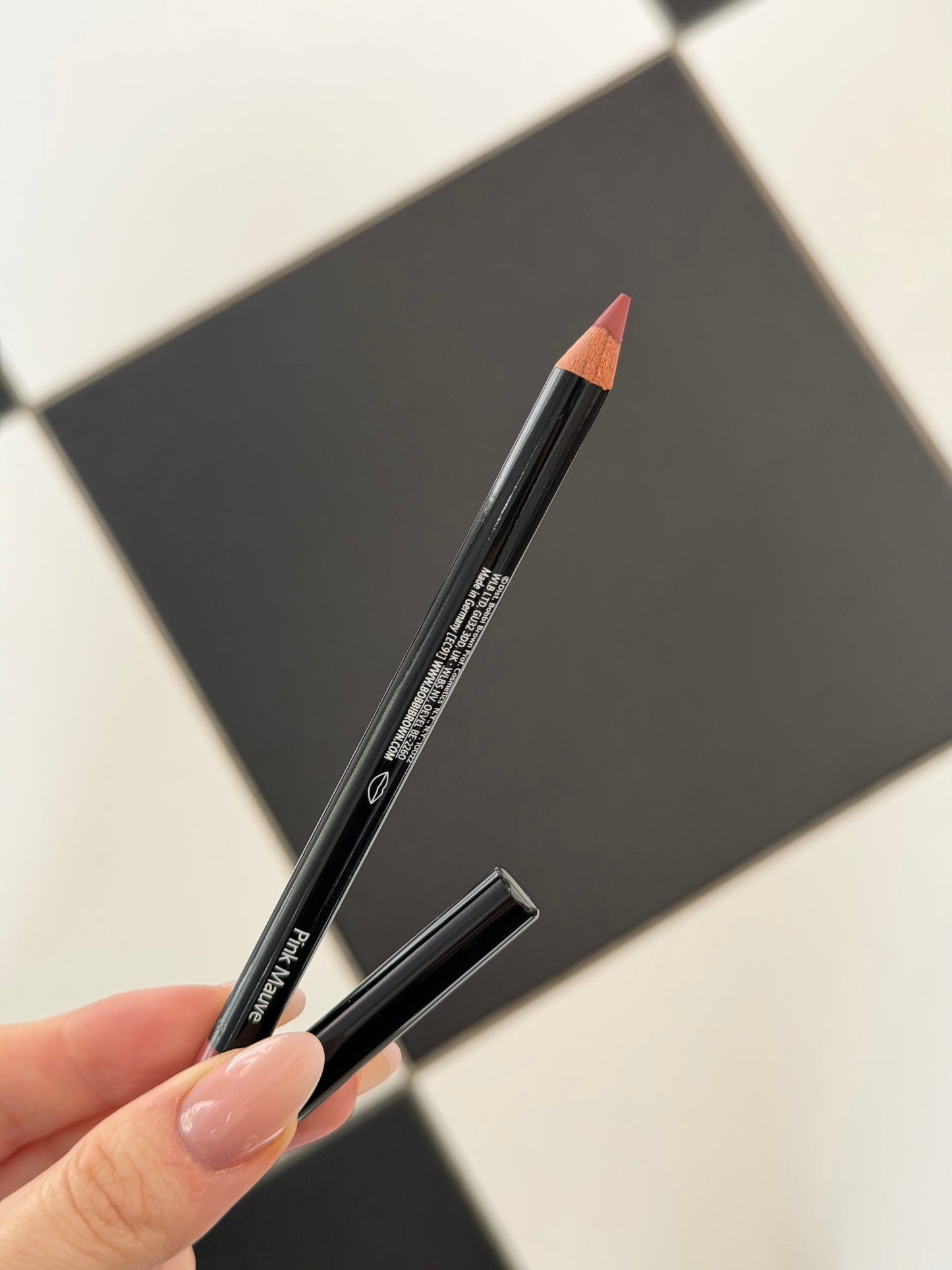 BOBBI BROWN
Lip Liner Pencil - Pink Mauve