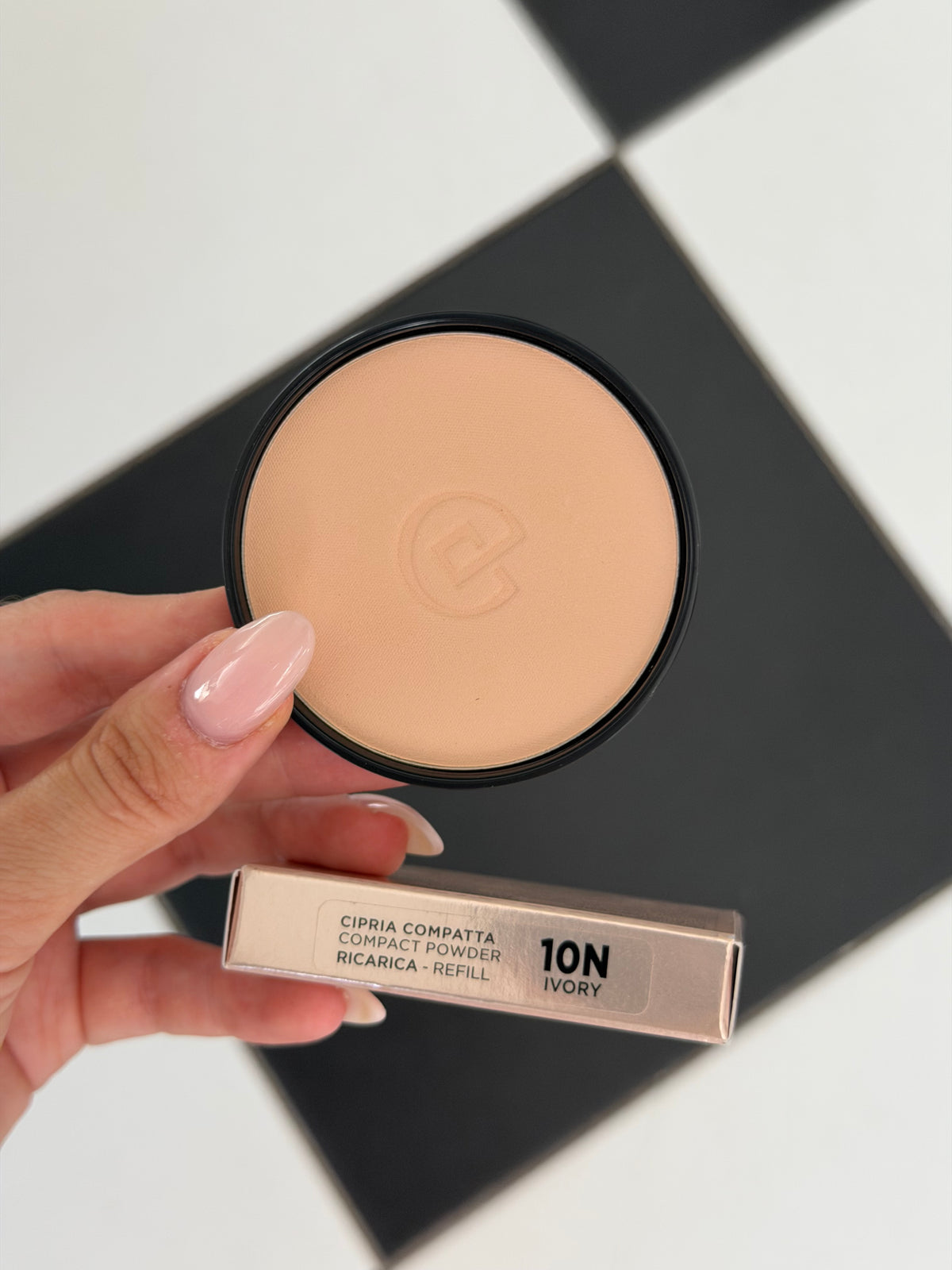 COLLISTAR
Impeccabile Compact Powder Refill - Ivory