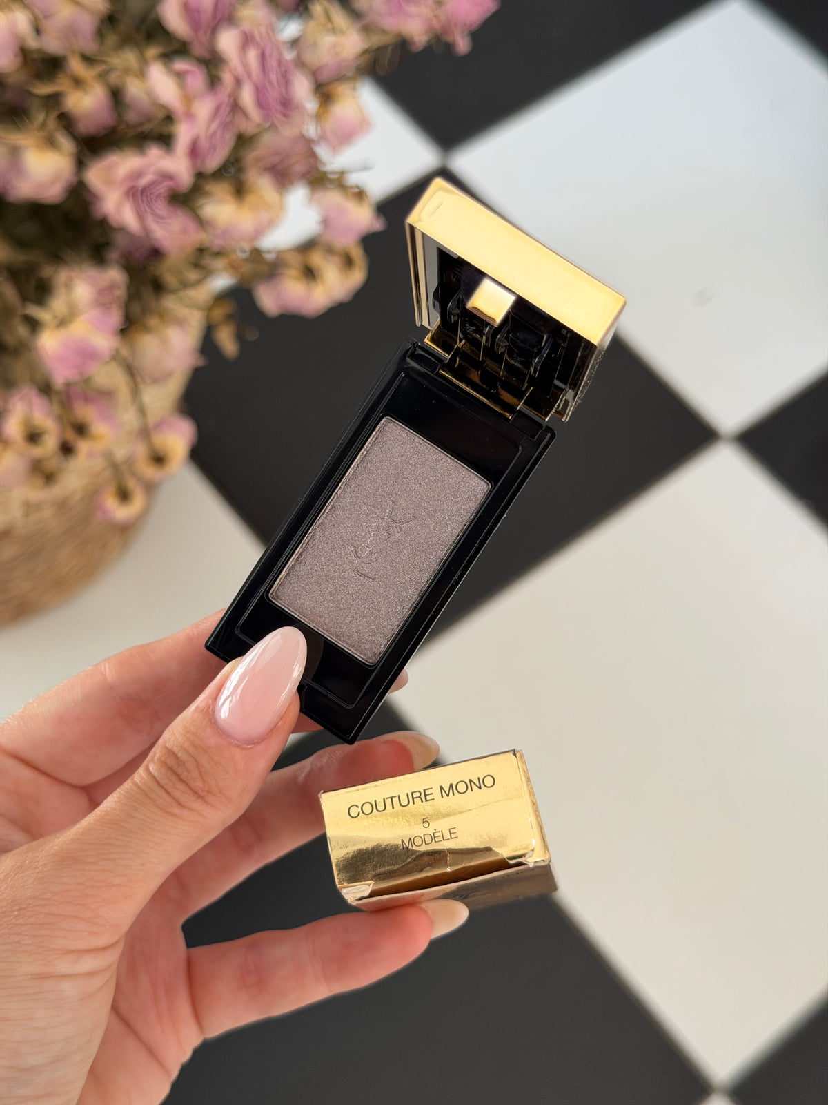 YSL Couture Mono Eyeshadow (5)
High-Impact Colour Eye