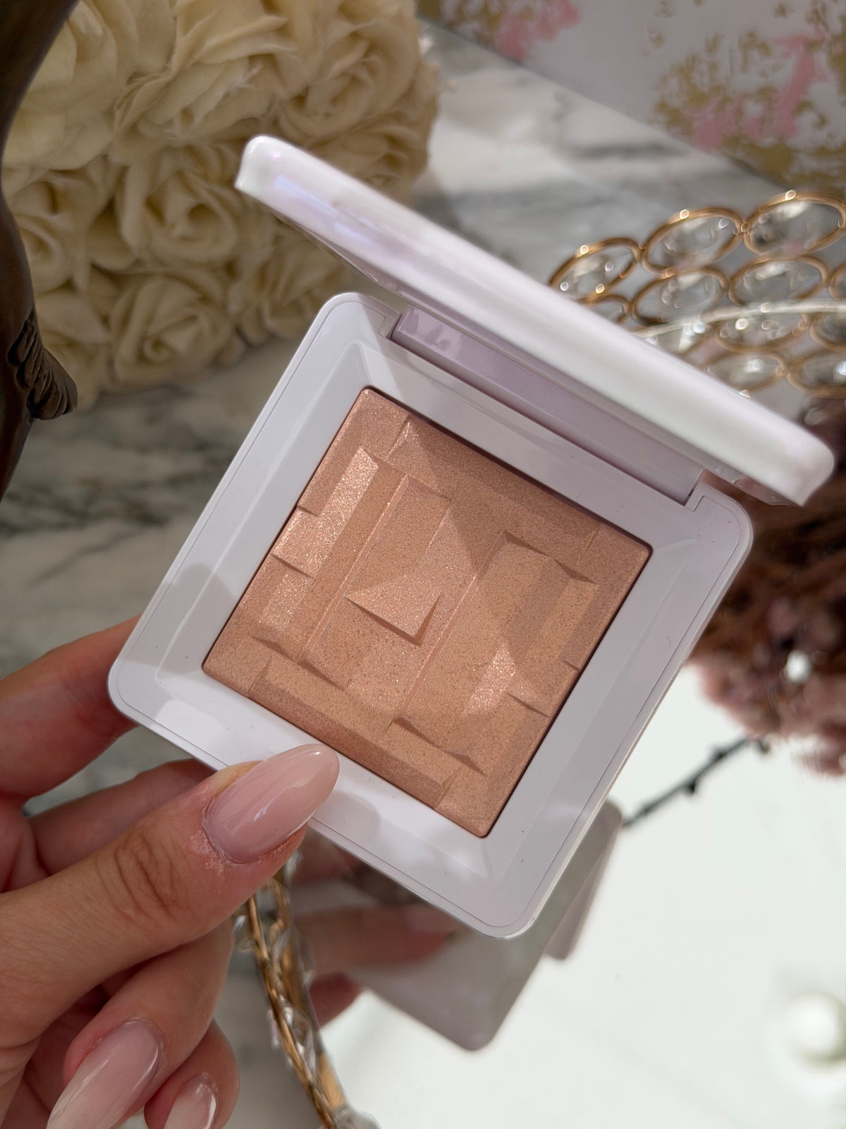 HAUS LABS By Lady Gaga
Bio-Radiant™ Gel-Powder Highlighter - Peach Quartz