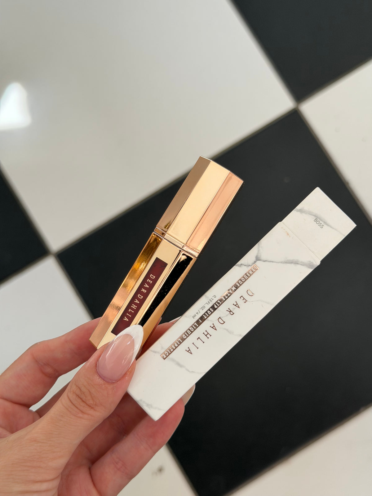 DEAR DAHLIA Sensuous Matte Lip Suit Liquid Lipstick - Boss
