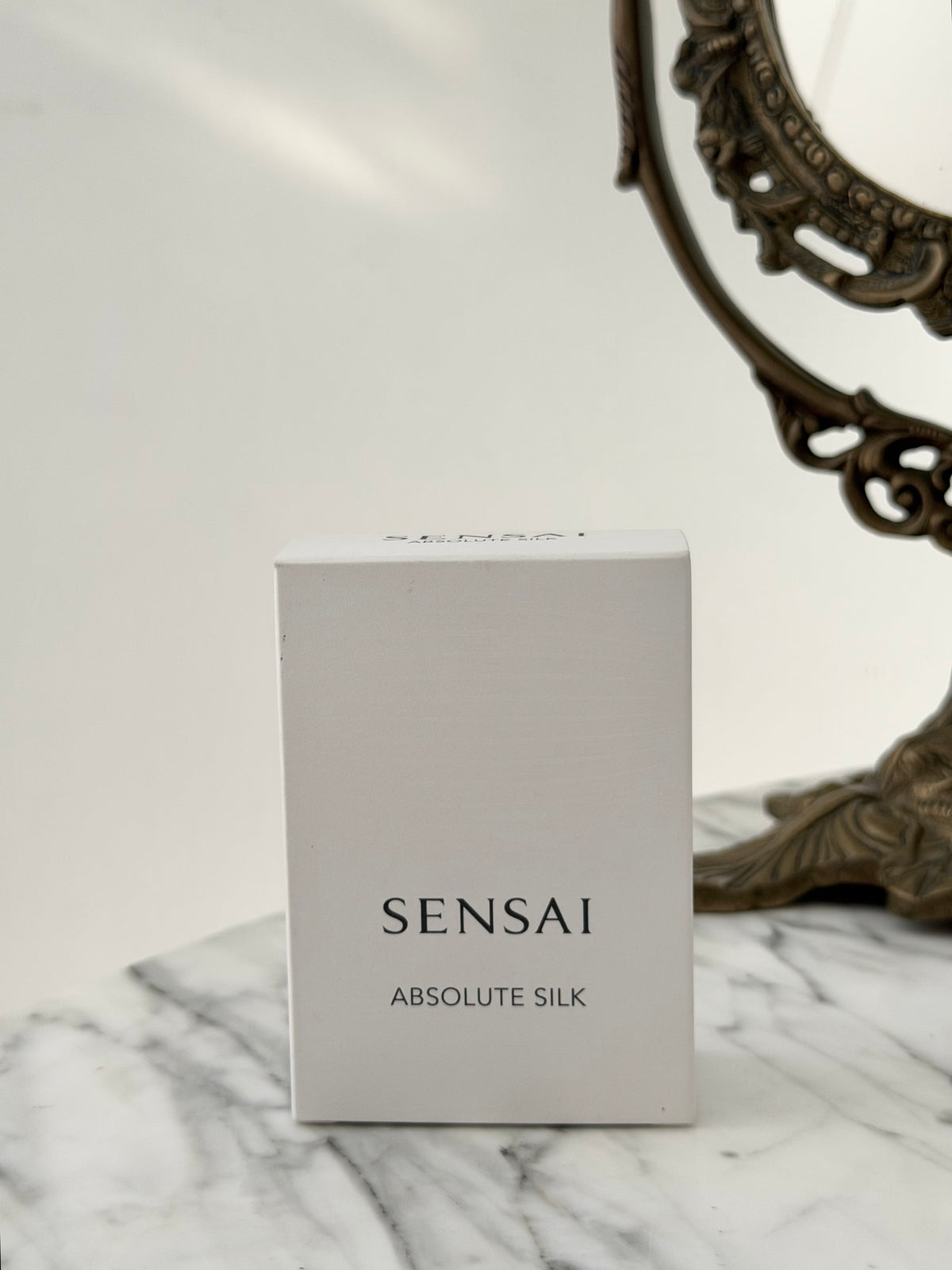 SENSAI Absolute Silk Micro Essence-In-Lotion