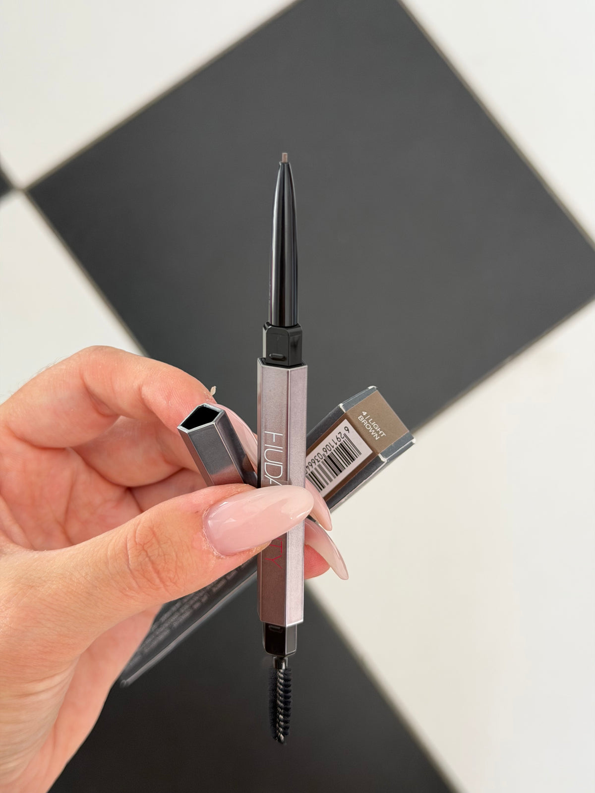 HUDA BEAUTY #BombBrows Microshade Brow Pencil (4)