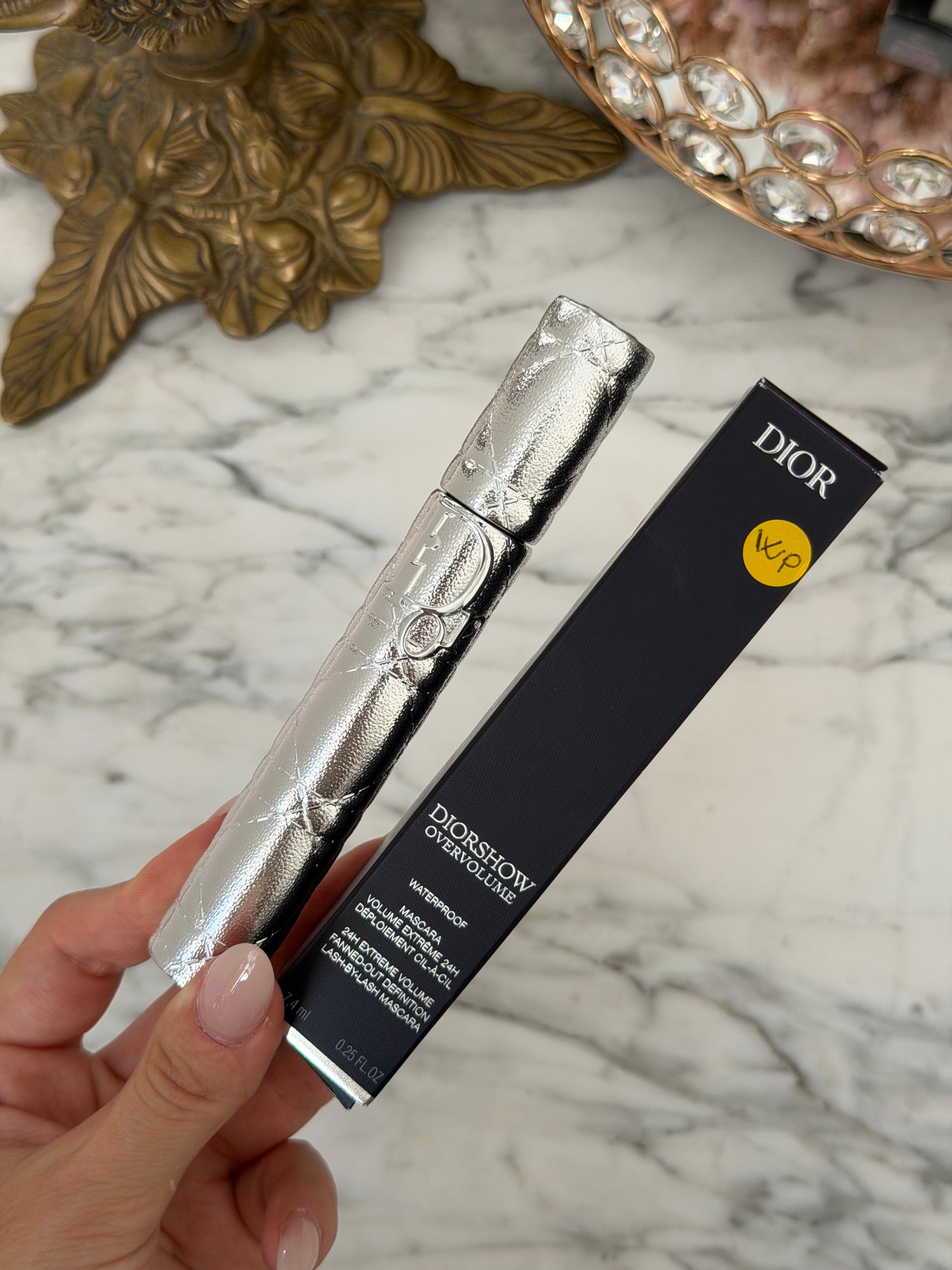 DIOR Diorshow Overvolume Waterproof
24-Hour Extreme Volume Mascara – Lash-by-Lash Fan Effect