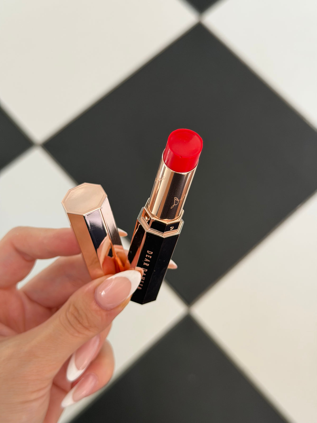 DEAR DAHLIA Blooming Edition - Cindy
Lip Paradise Color Balm - Lip Balm