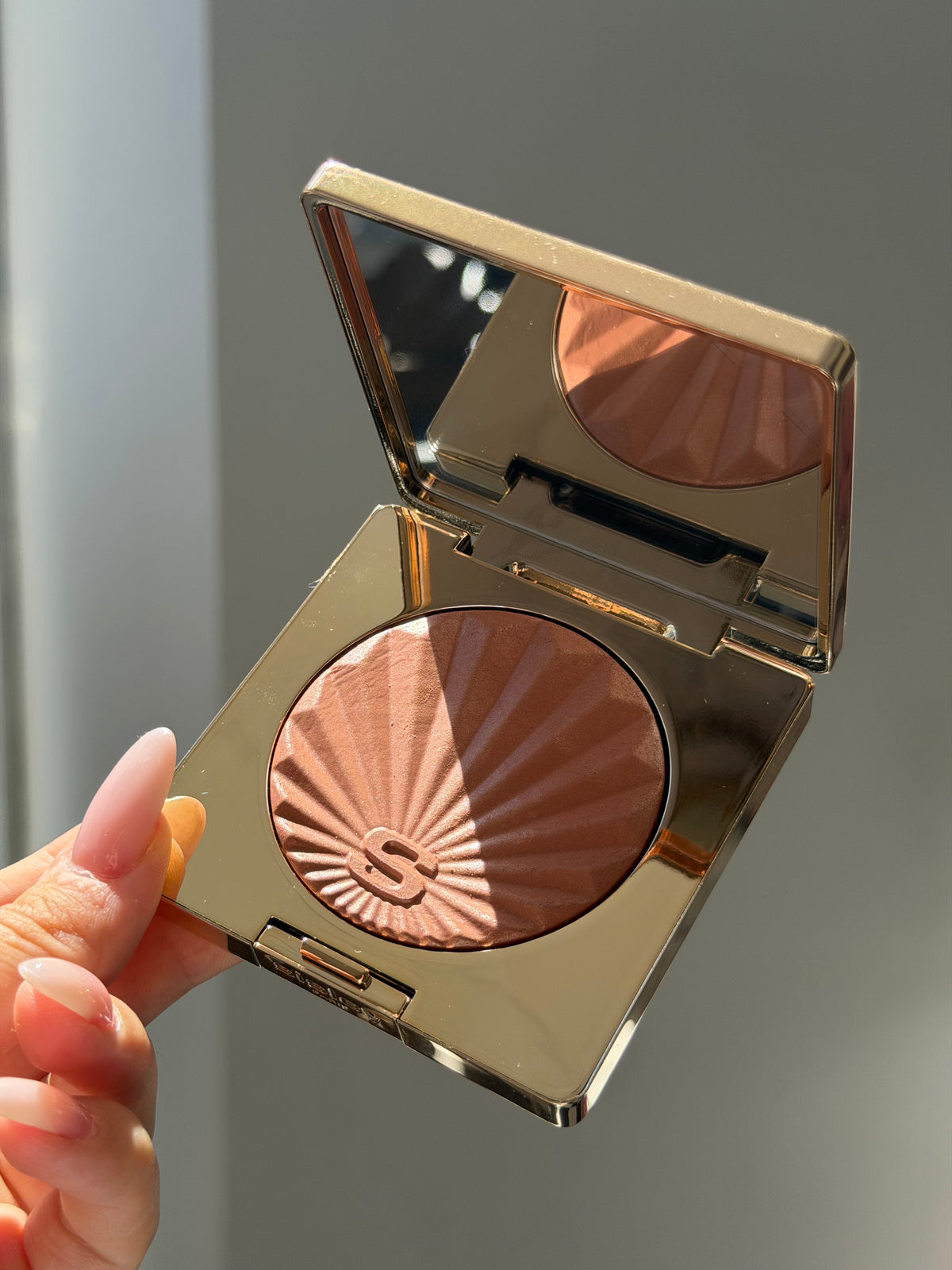 SISLEY Phyto-Touche Illusion D'été Sun-Kissed Powder-Gel