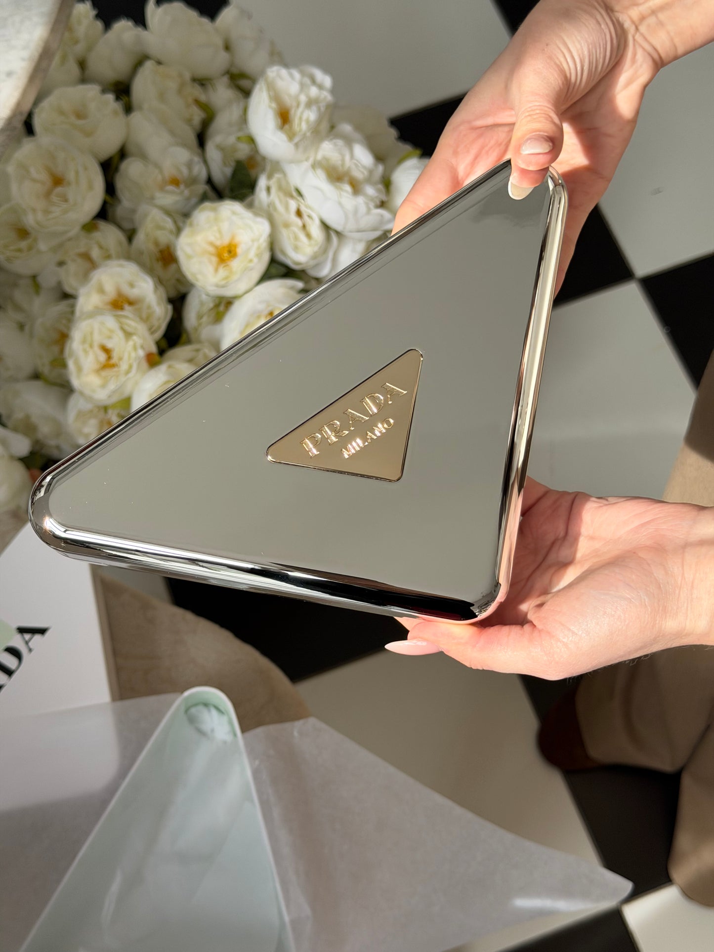 PRADA Beauty Clutch Essentials Case Set