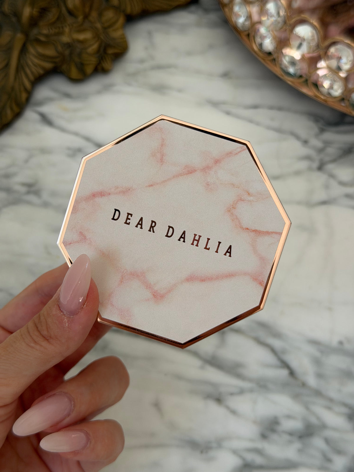 DEAR DAHLIA Blooming Edition
Endless Glow Illuminator - Highlighter