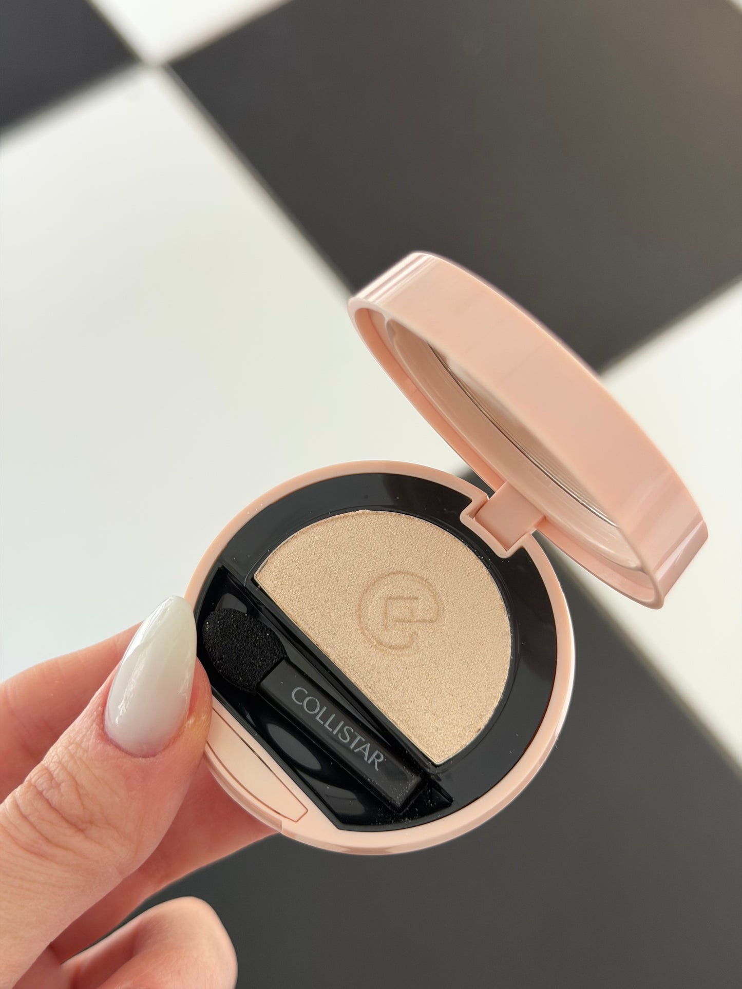 COLLISTAR
Impeccabile Compact Eye Shadow (200)