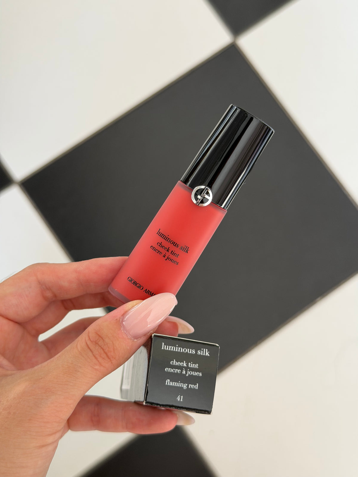 ARMANI Luminous Silk Cheek Tint - 
Skin-Fusing Liquid Blush (41)