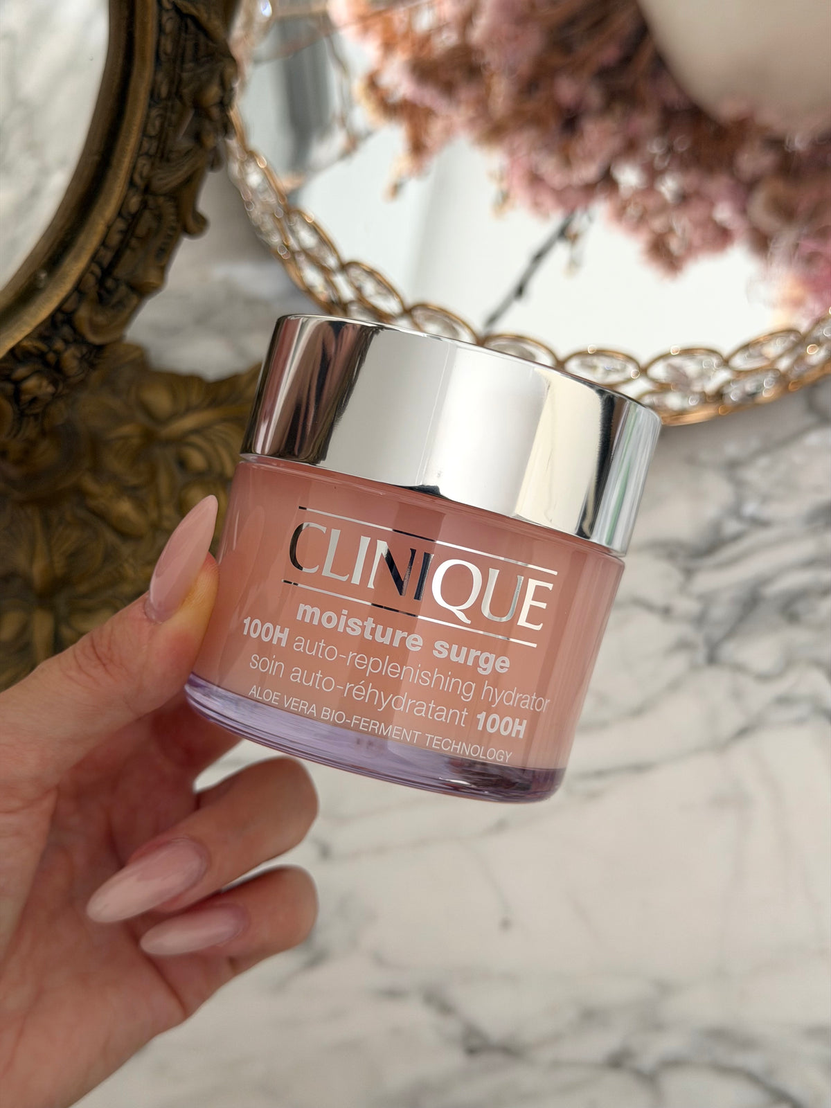 CLINIQUE Moisture Surge™ 100H Auto-Replenishing Hydrator