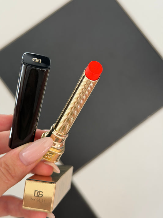 DOLCE&GABBANA My Comfy Matte Lipstick - My 24.11
Instant Rich Color & Hydration Lip Stylo