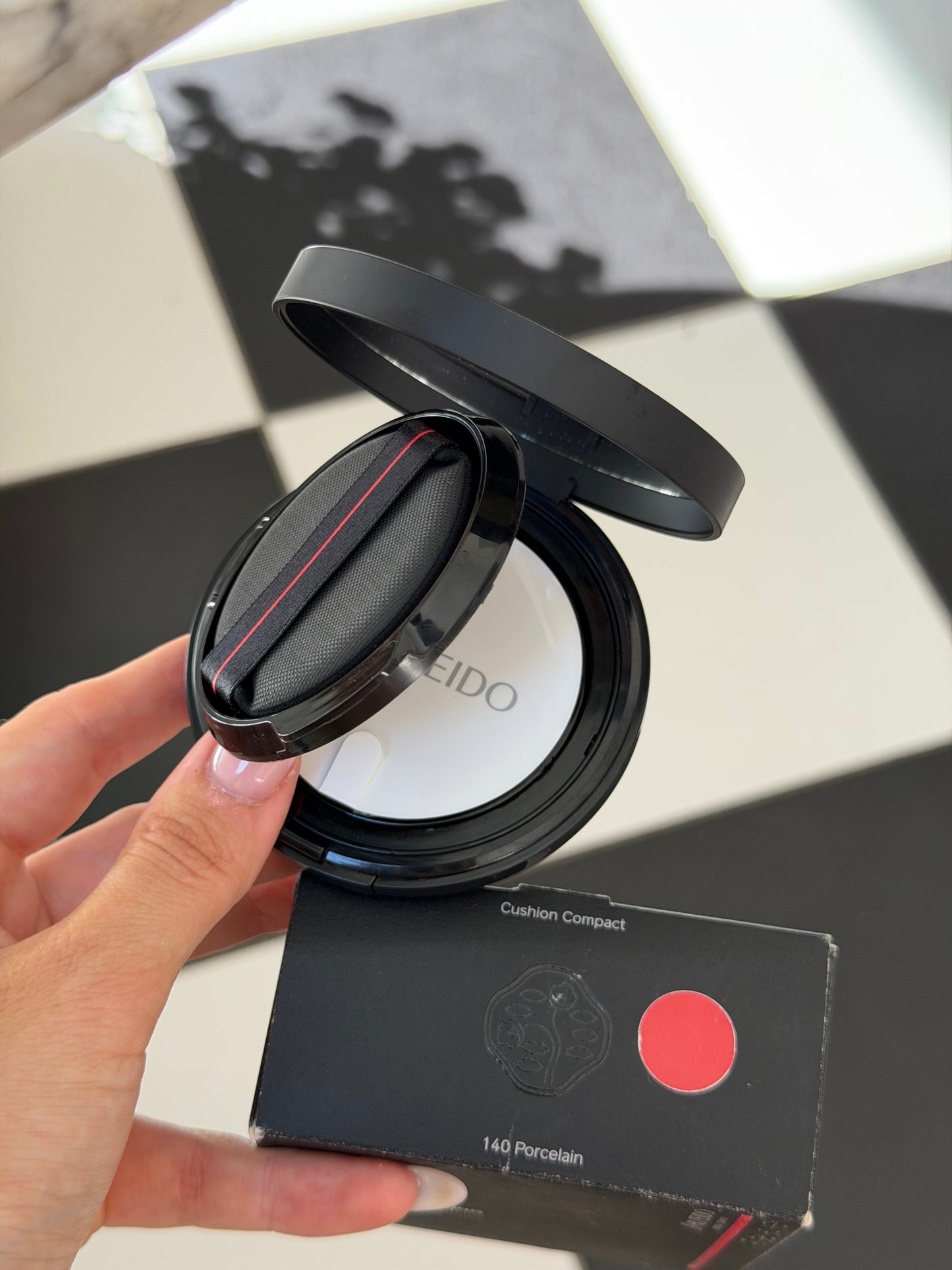 SHISEIDO
Synchro Skin Self-Refreshing Cushion Compact Foundation SPF35