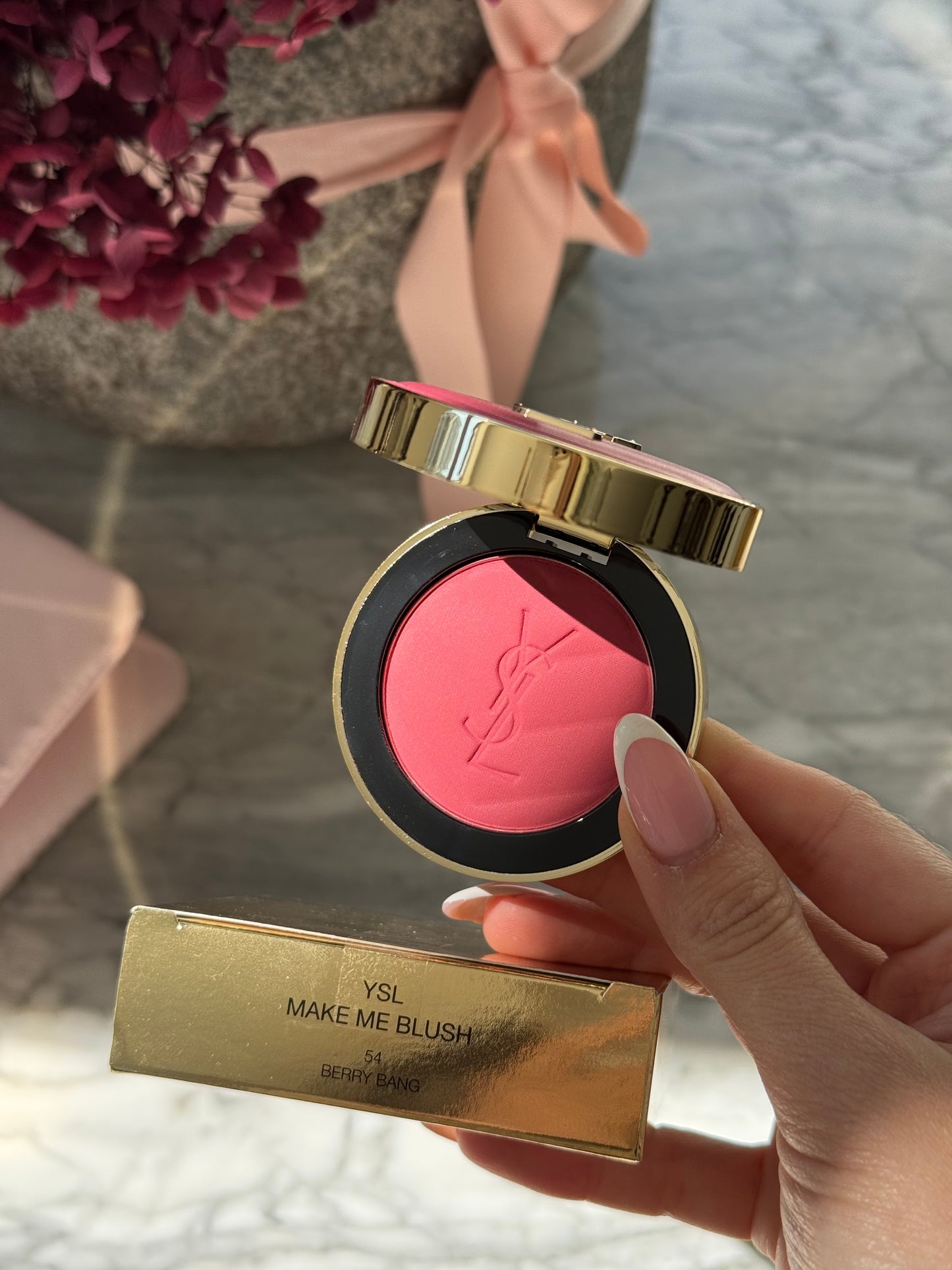 YSL Make Me Blush - Bold Blurring Blush (54)