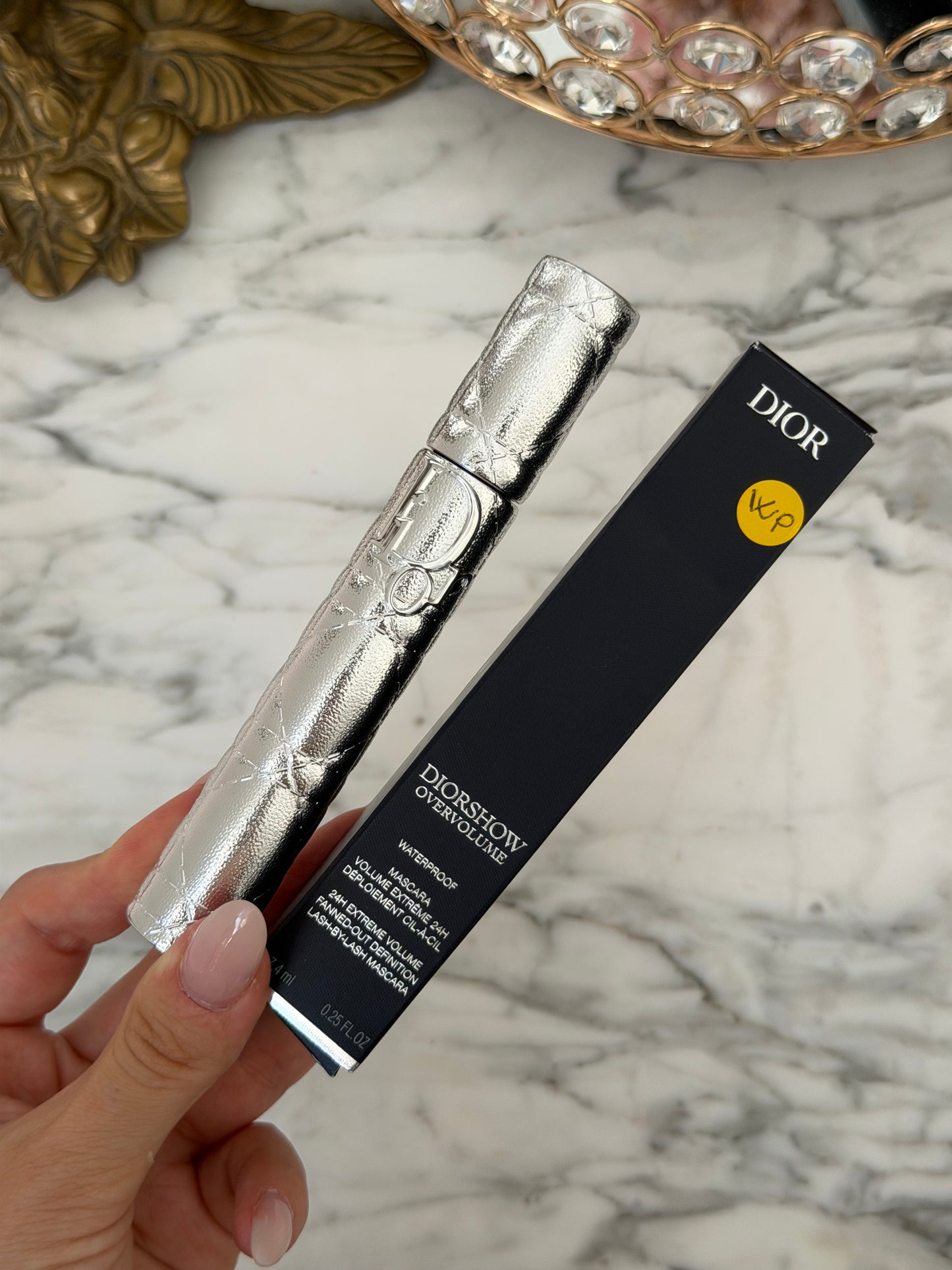 DIOR Diorshow Overvolume Waterproof
24-Hour Extreme Volume Mascara – Lash-by-Lash Fan Effect