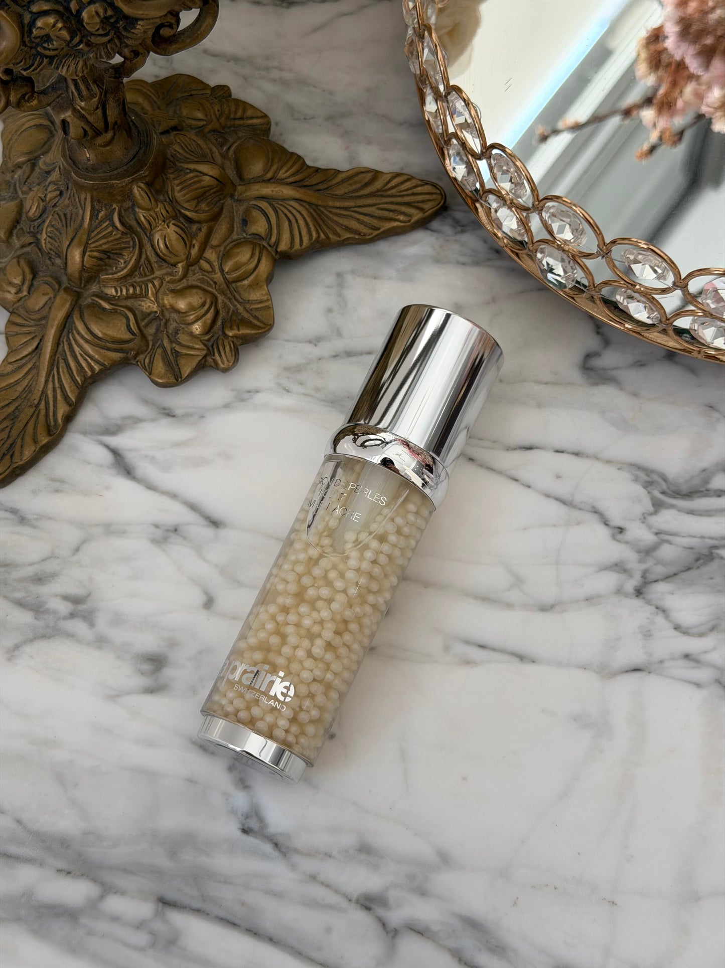 LA PRAIRIE White Caviar
Pearl Infusion
Illuminating And Firming Light-Infused Face Serum