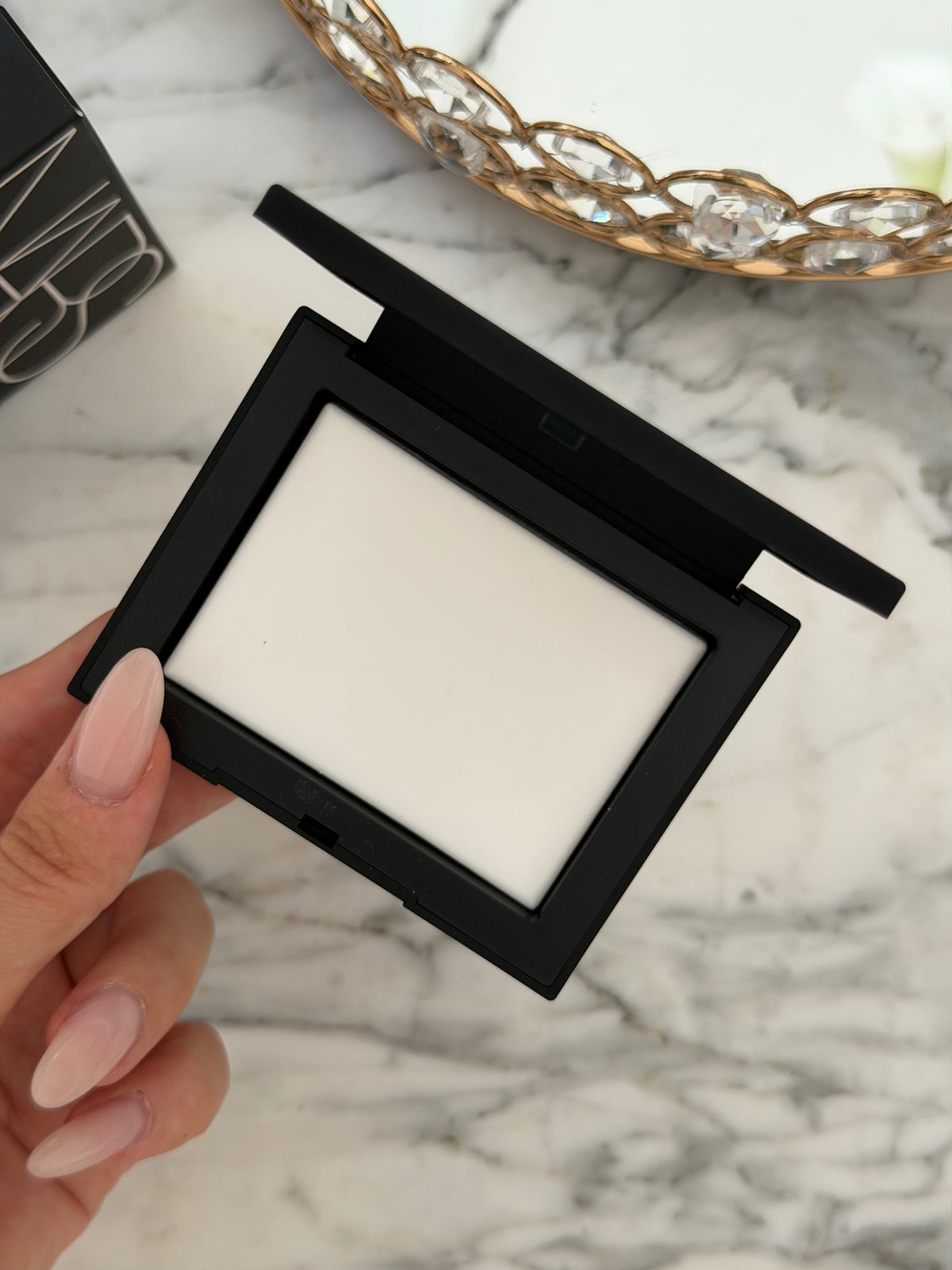 NARS Light Reflecting™ Pressed Setting Powder - Translucent Crystal