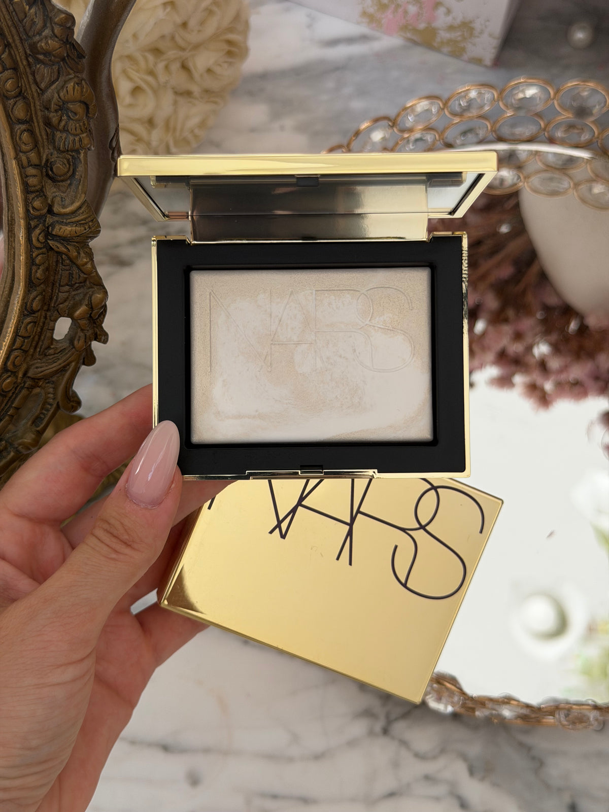 NARS Light Reflecting™ Setting Powder - Gold Dust