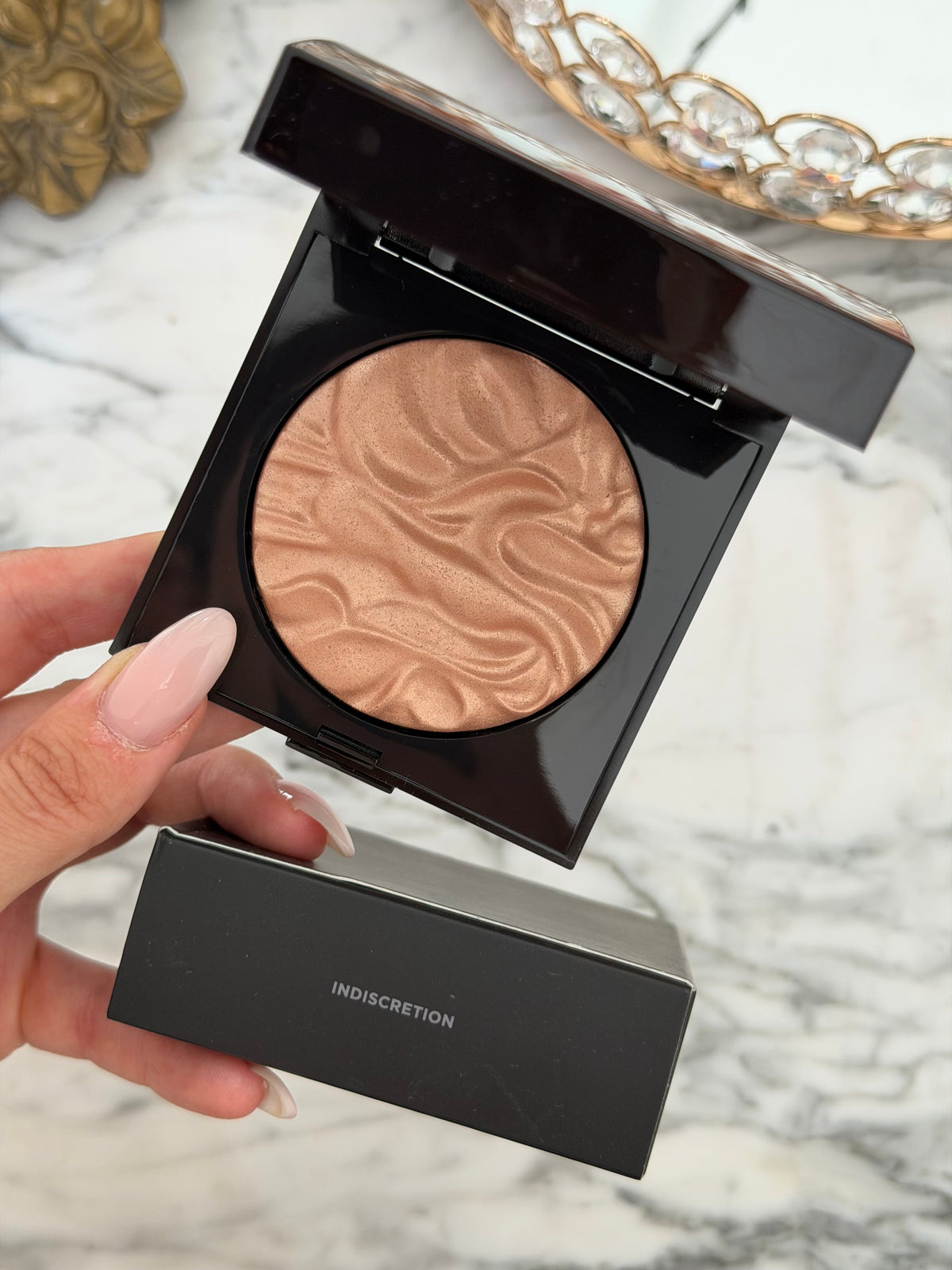 LAURA MERCIER Face Illuminator Highlighting Powder