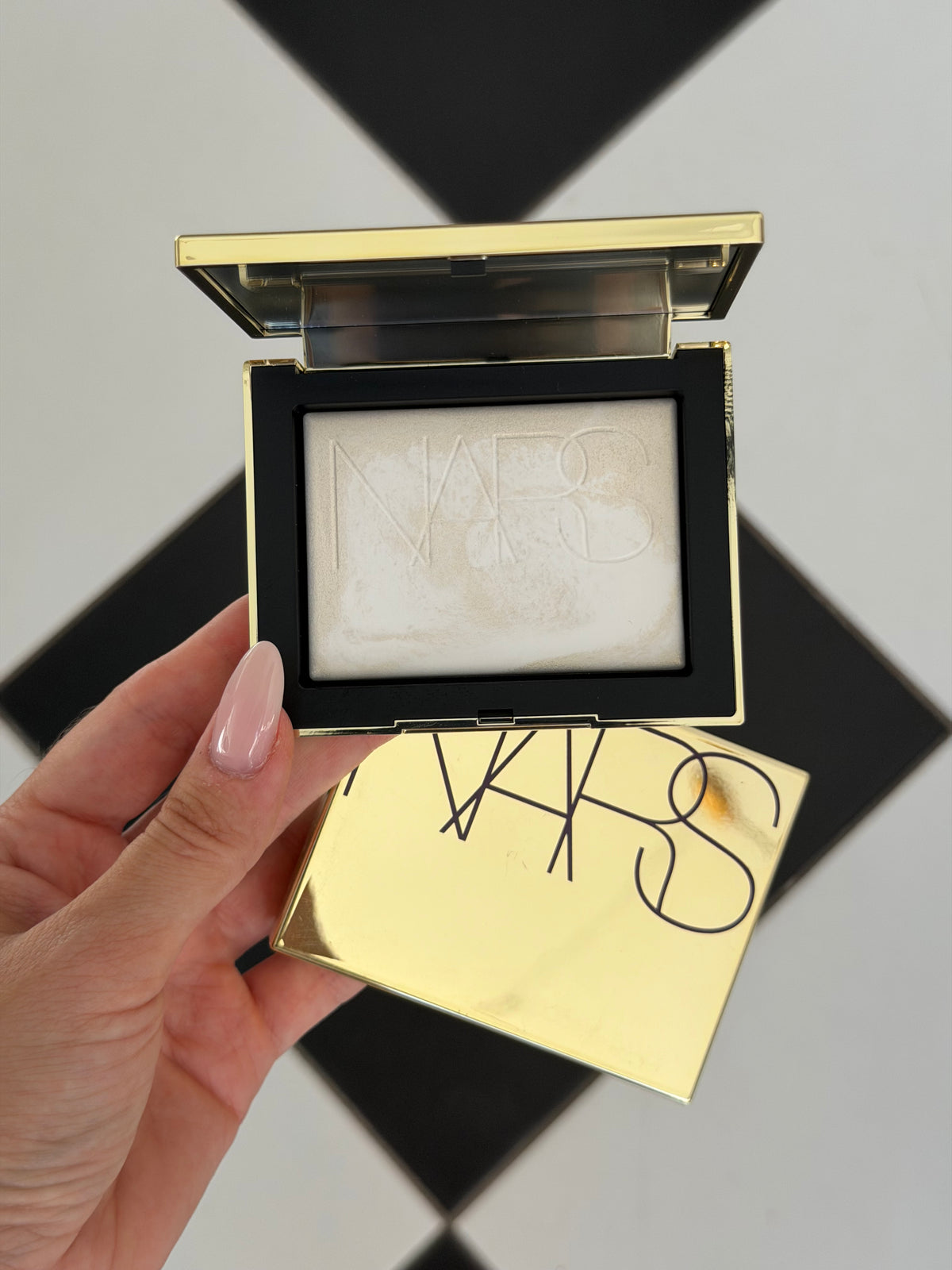 NARS Light Reflecting™ Setting Powder - Gold Dust