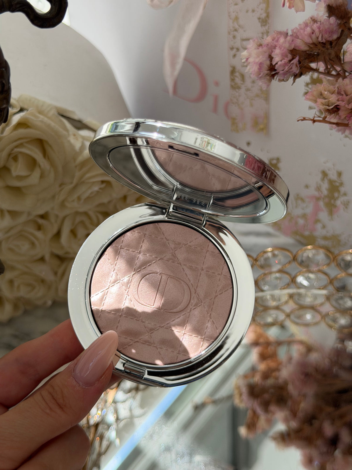 DIOR Forever Glow Luminizer - Illuminating Powder For Face (03)