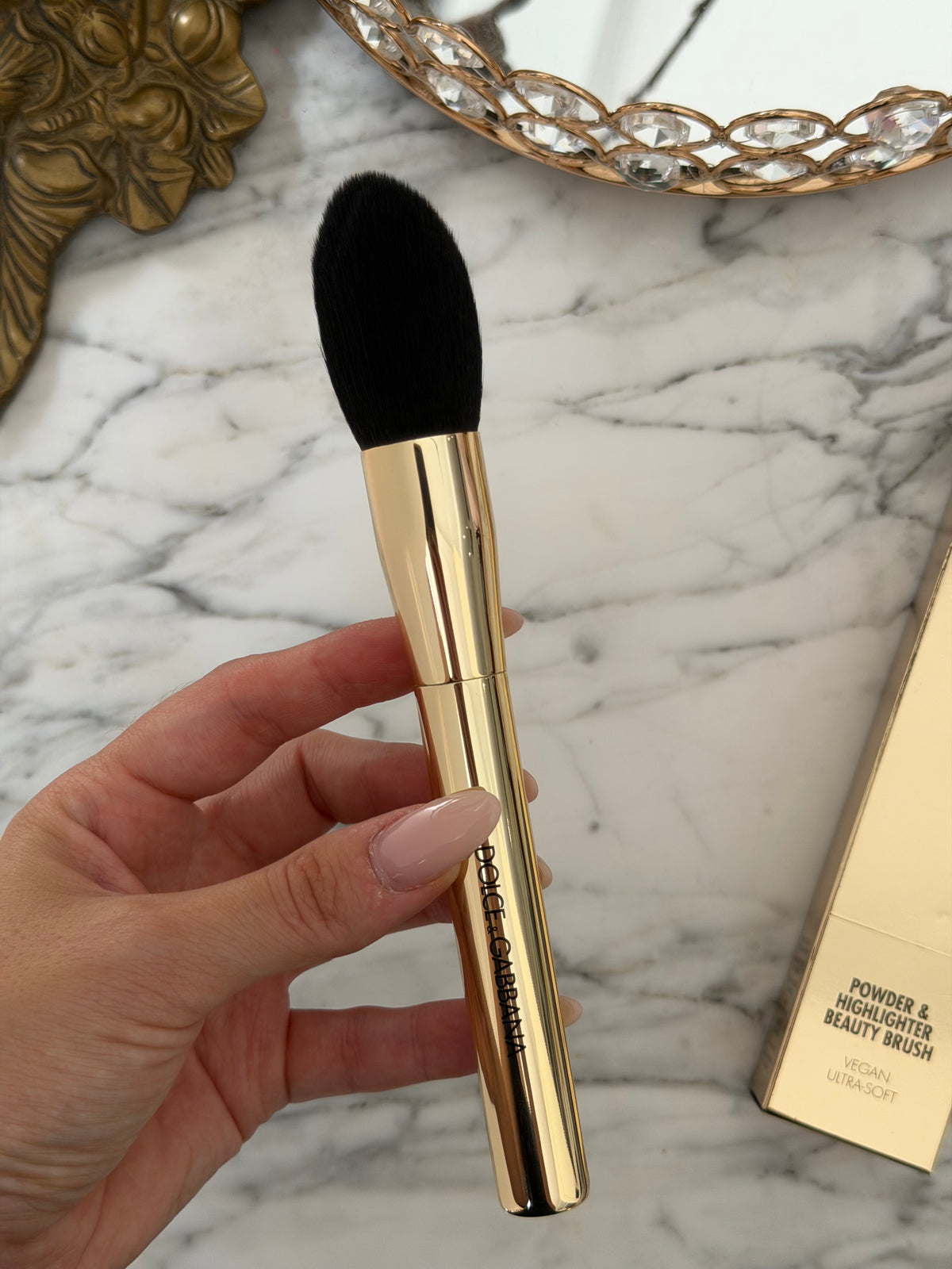 DOLCE&GABBANA Powder & Highlighter Beauty Brush
Vegan - Ultra-Soft