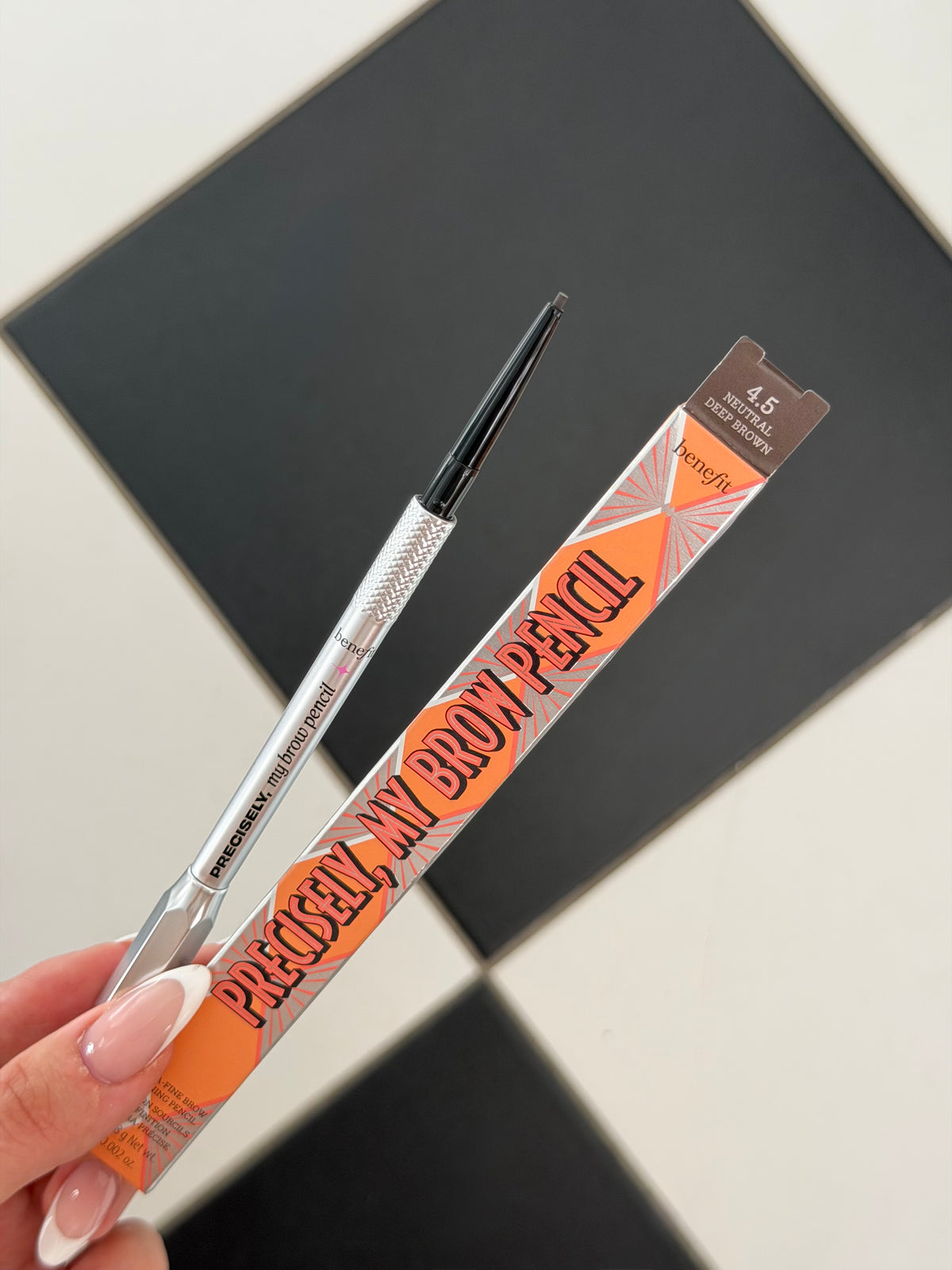BENEFIT Precisely, My Brow Pencil (4.5)
Ultra-Fine Brow Defining Pencil