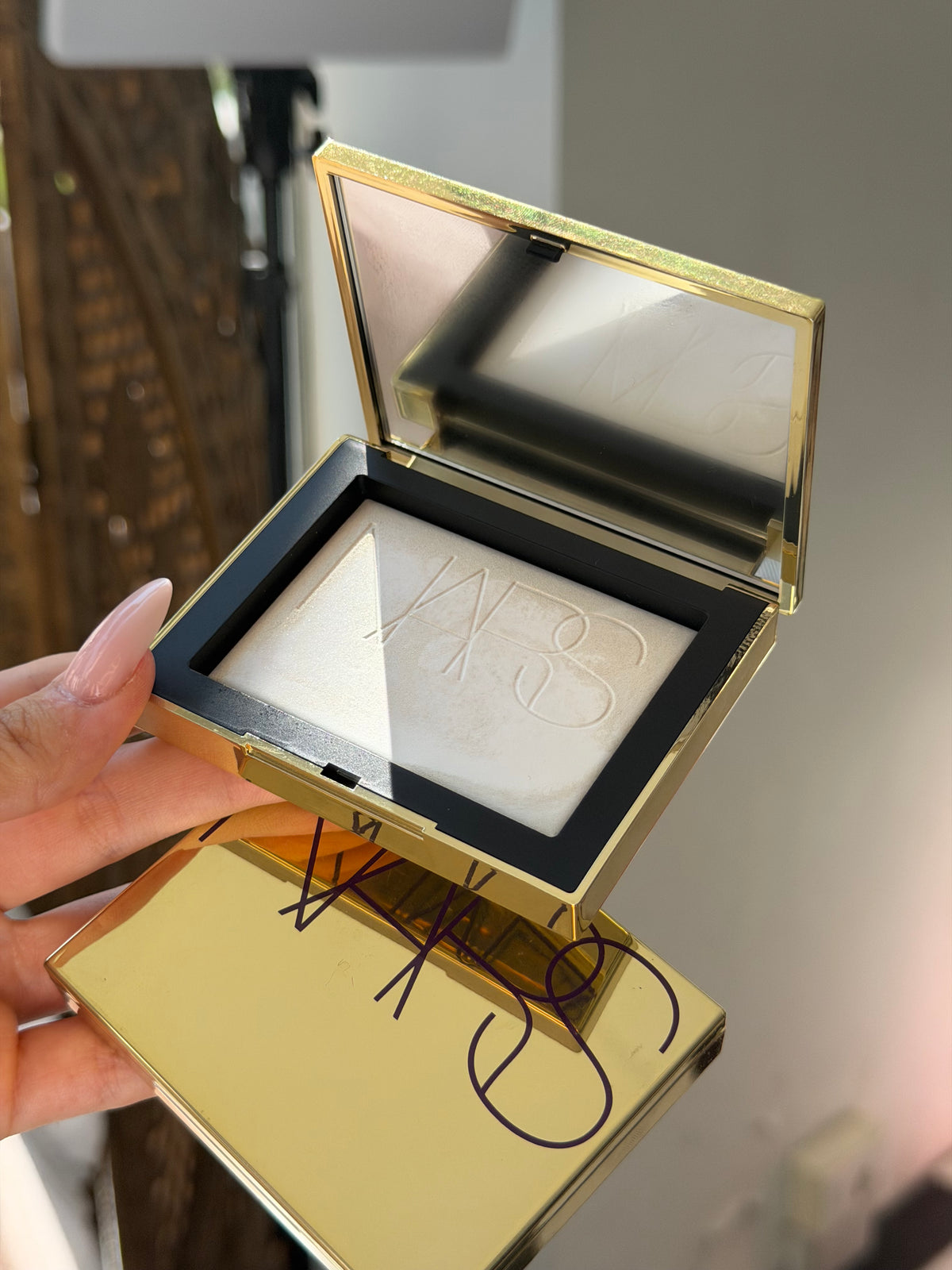 NARS Light Reflecting™ Setting Powder - Gold Dust
