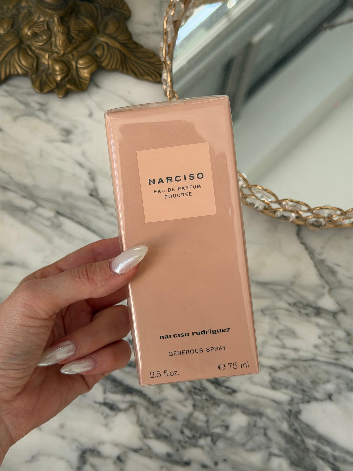 NARCISO RODRIGUEZ Poudree Eau De Parfum - Generous Spray