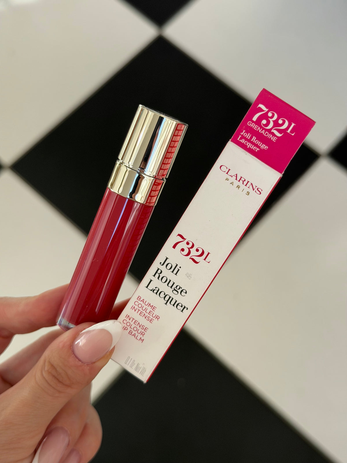 CLARINS
Joli Rouge Lacquer (732L)